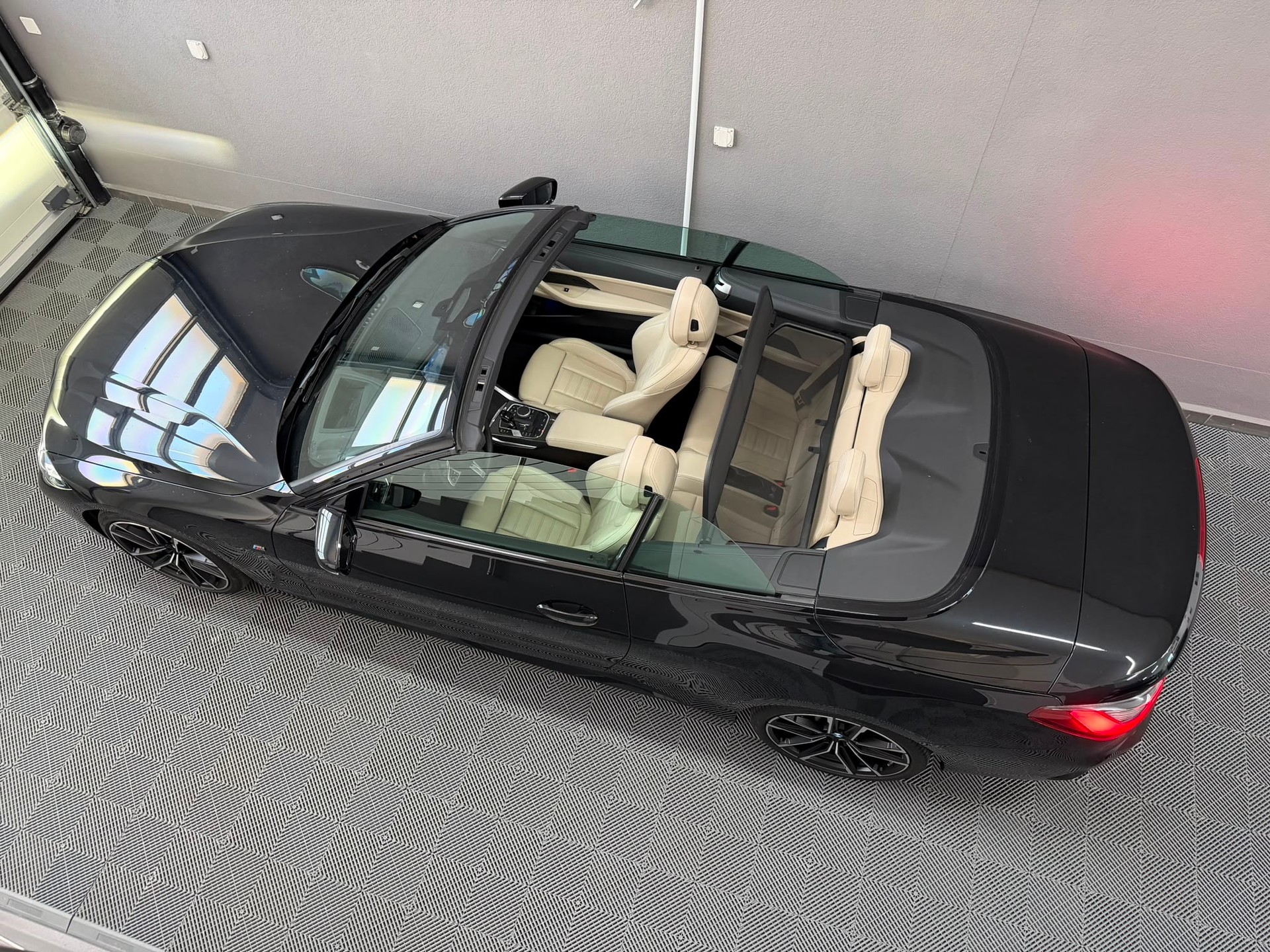 BMW M440i xDrive 48V Cabriolet Steptronic-image-2