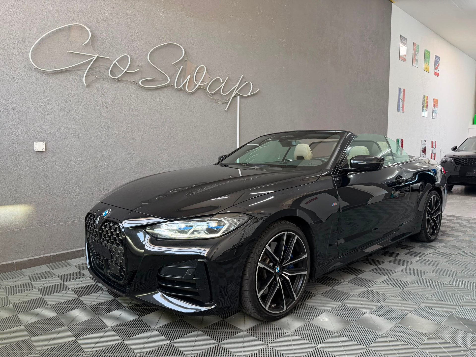 BMW M440i xDrive 48V Cabriolet Steptronic-image-0