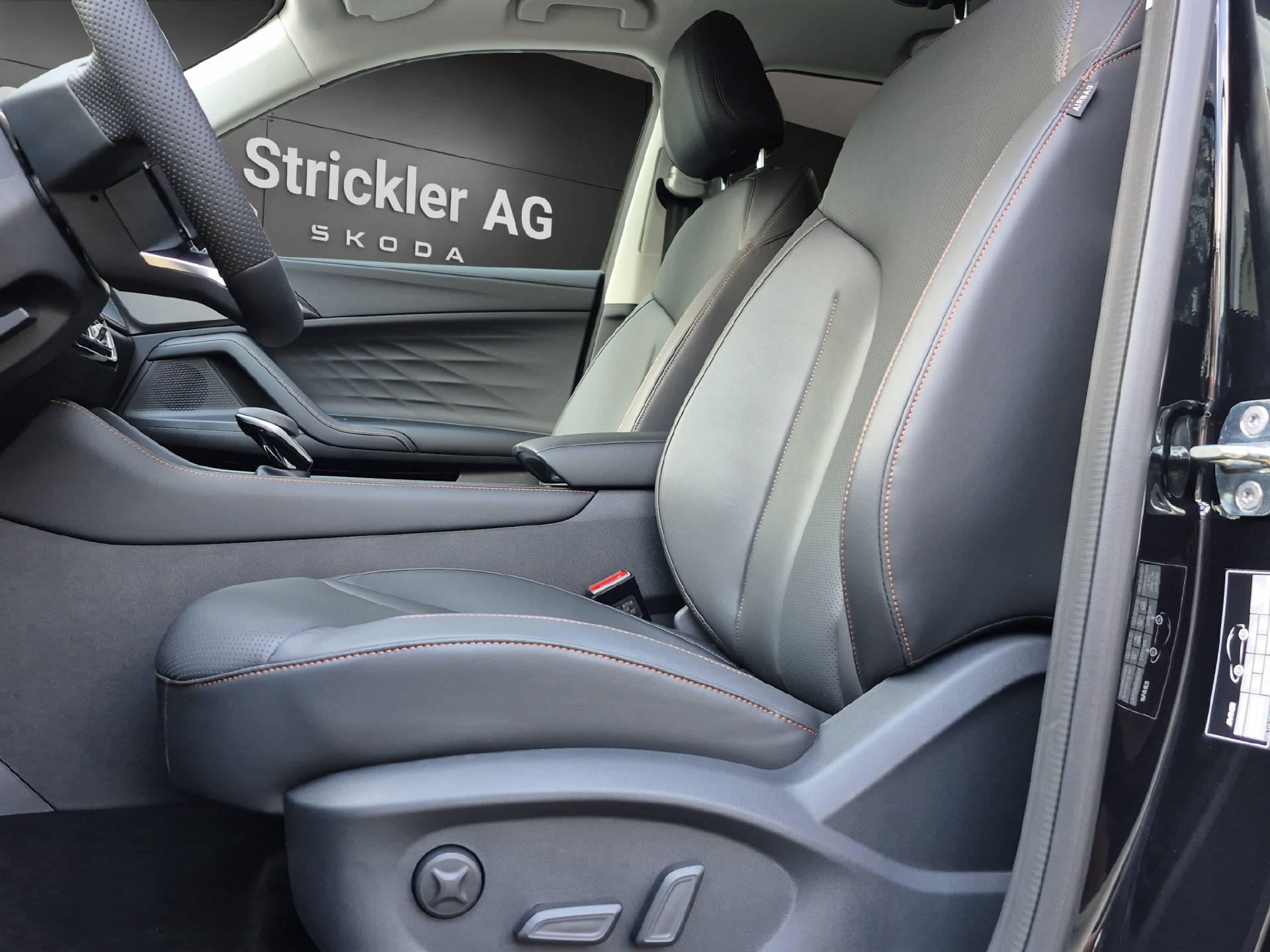 MG HS 1.5 Hybrid Luxury-image-9