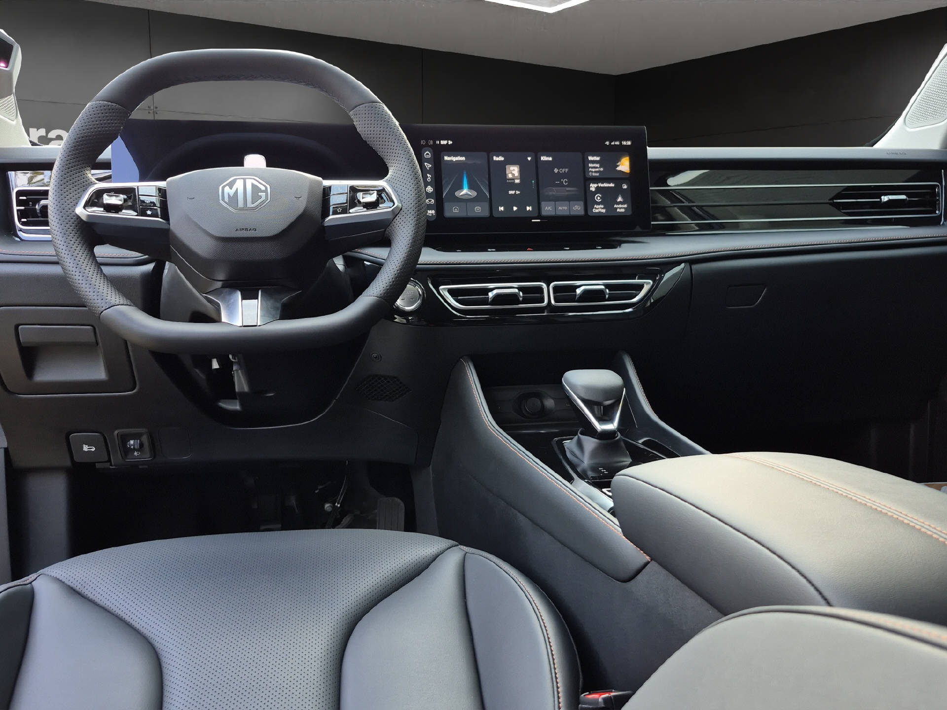 MG HS 1.5 Hybrid Luxury-image-10