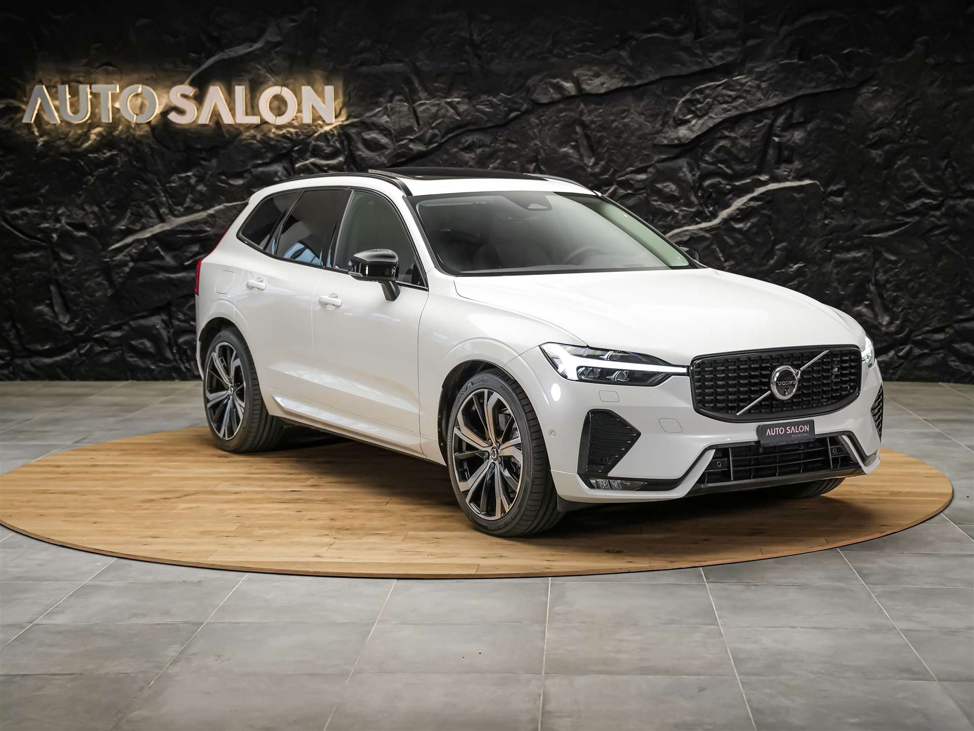 VOLVO XC60 B4 Diesel Mild Hybrid AWD Ultimate Dark Geartronic *Panorama*Head-Up*Standheizung*-image-5