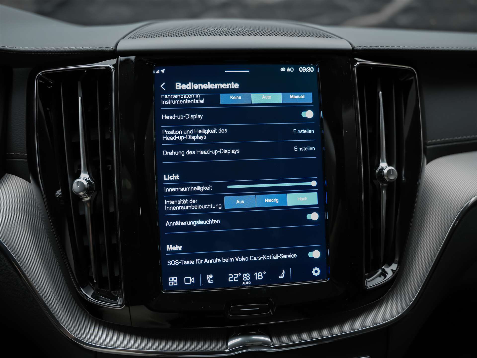 VOLVO XC60 B4 Diesel Mild Hybrid AWD Ultimate Dark Geartronic *Panorama*Head-Up*Standheizung*-image-39