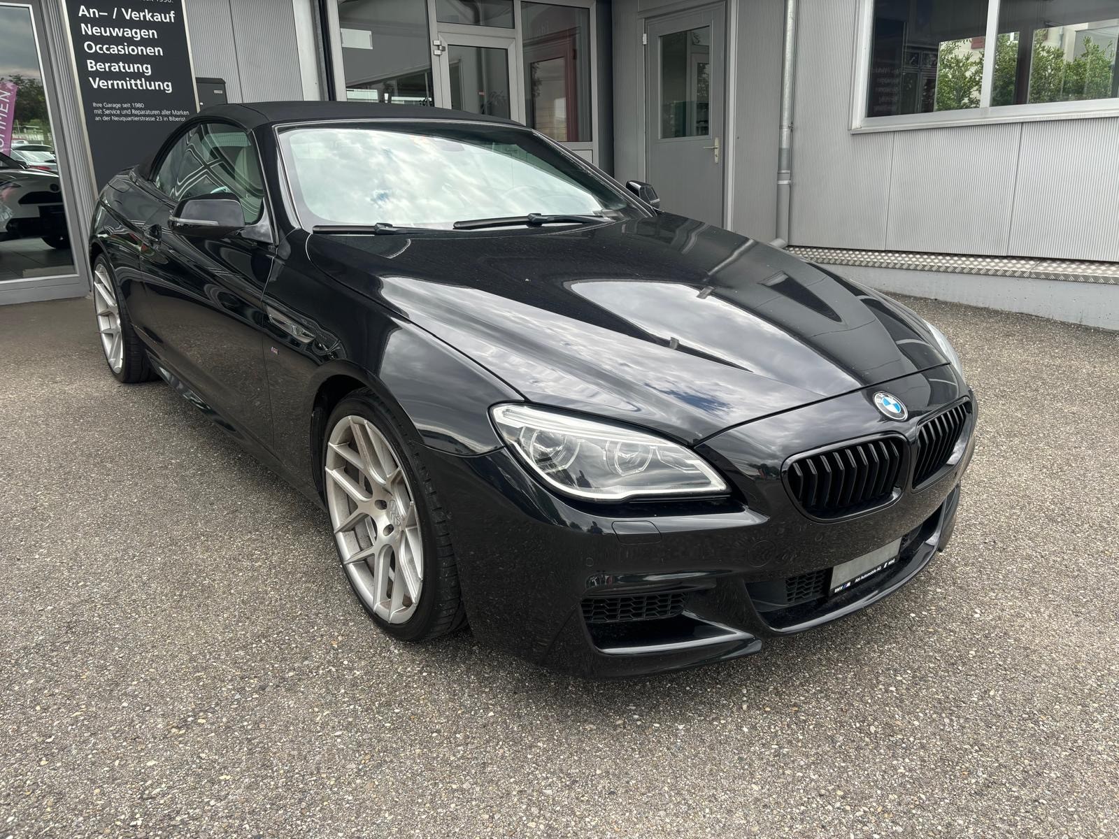 BMW 650i Cabrio xDrive-showroom-element-1