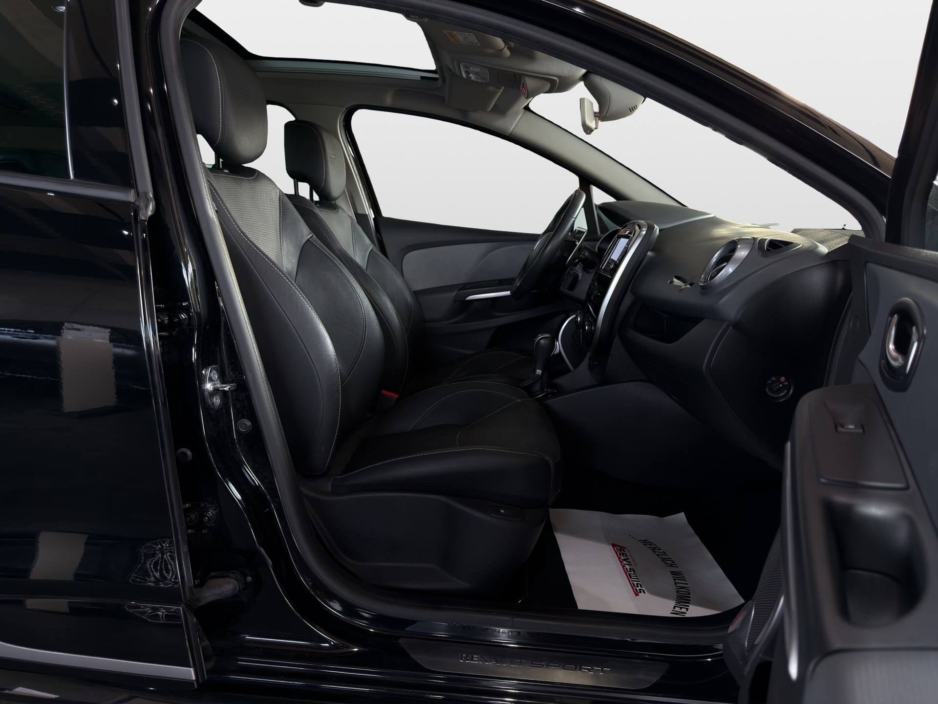 RENAULT Clio 1.2 16V T GT EDC*Frisch ab MFK,1 Jahr oder 20'000km Garantie auf Motor und Getriebe*-image-8