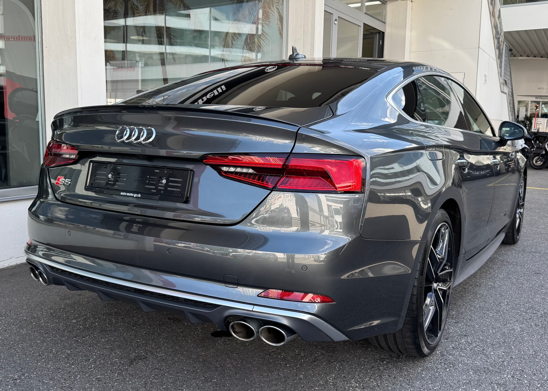 AUDI S5 Sportback 3.0 TFSI quattro tiptronic-image-4