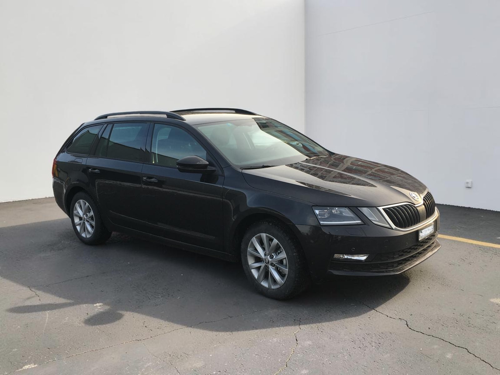 SKODA 2.0 TDI 150 Ambition 4x4 DSG-image-1