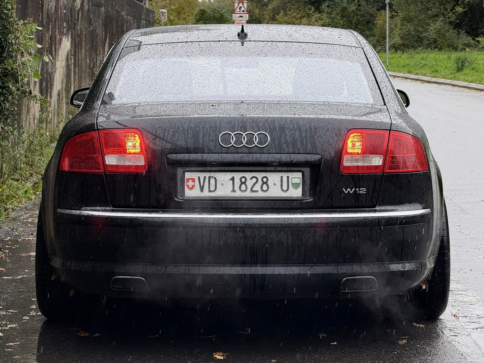 AUDI A8 6.0 quattro tiptronic-image-5