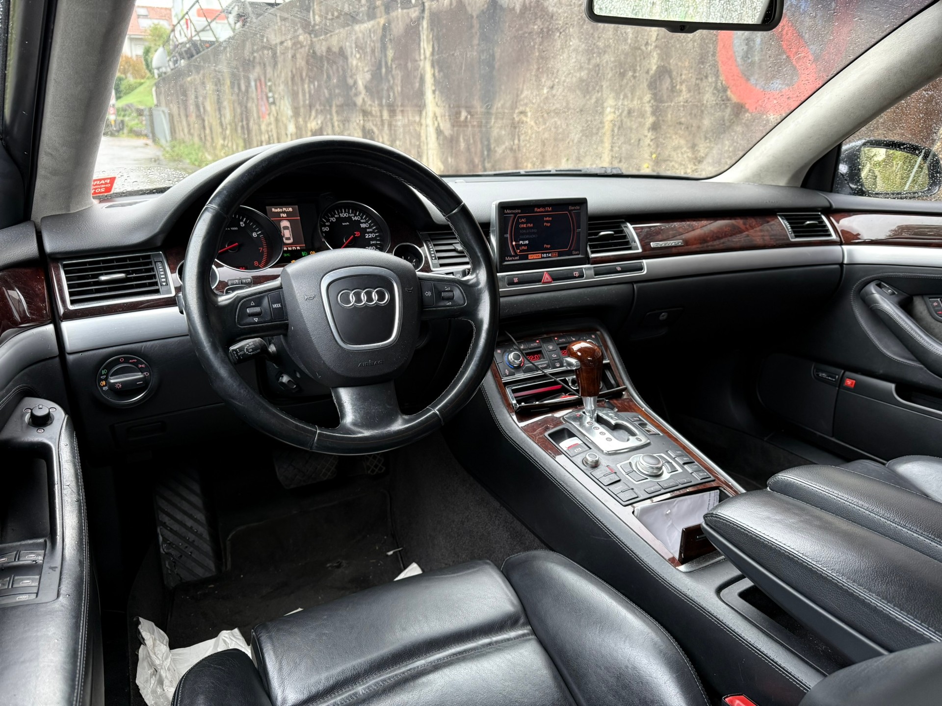 AUDI A8 6.0 quattro tiptronic-image-10