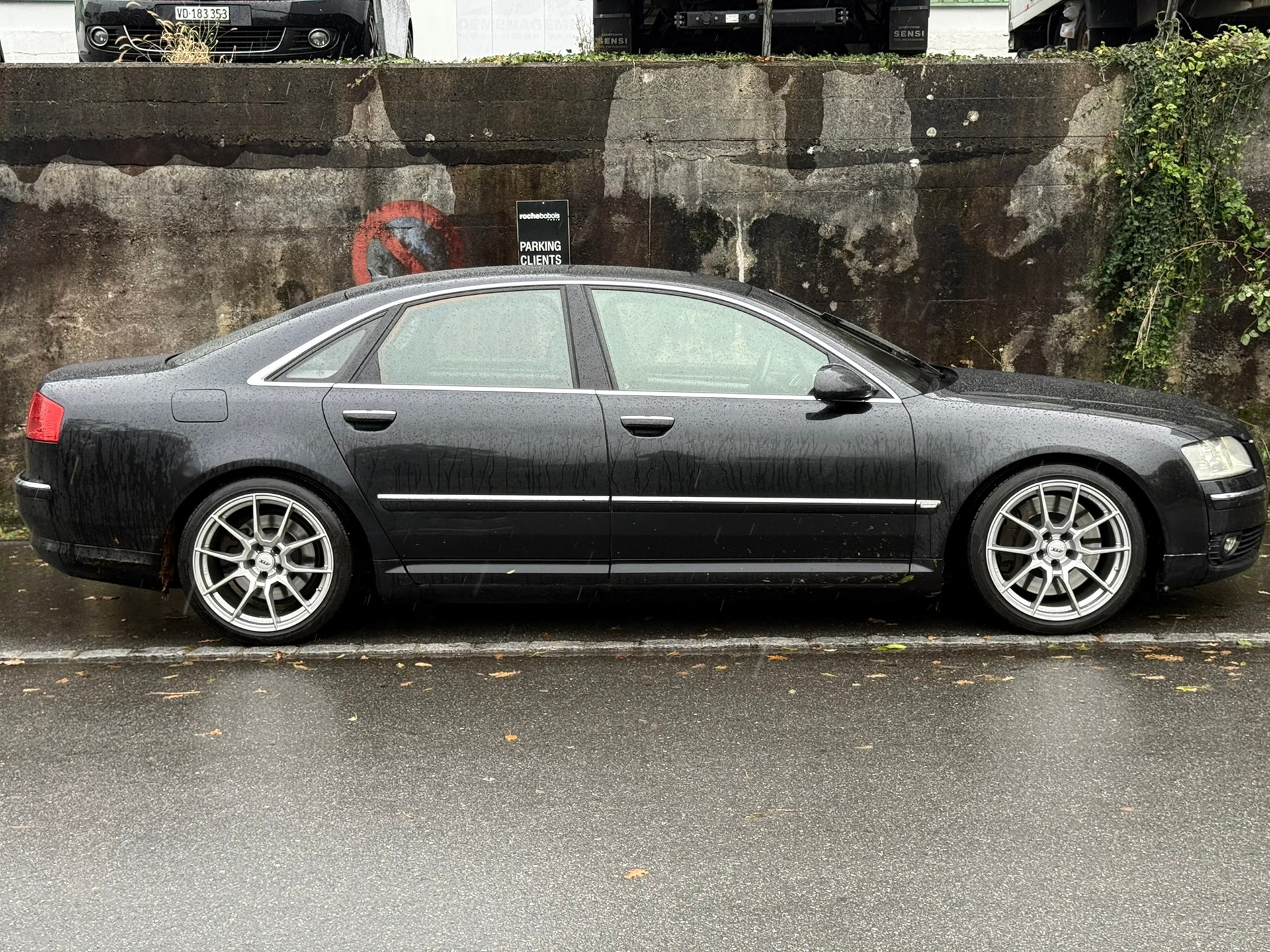 AUDI A8 6.0 quattro tiptronic-image-7