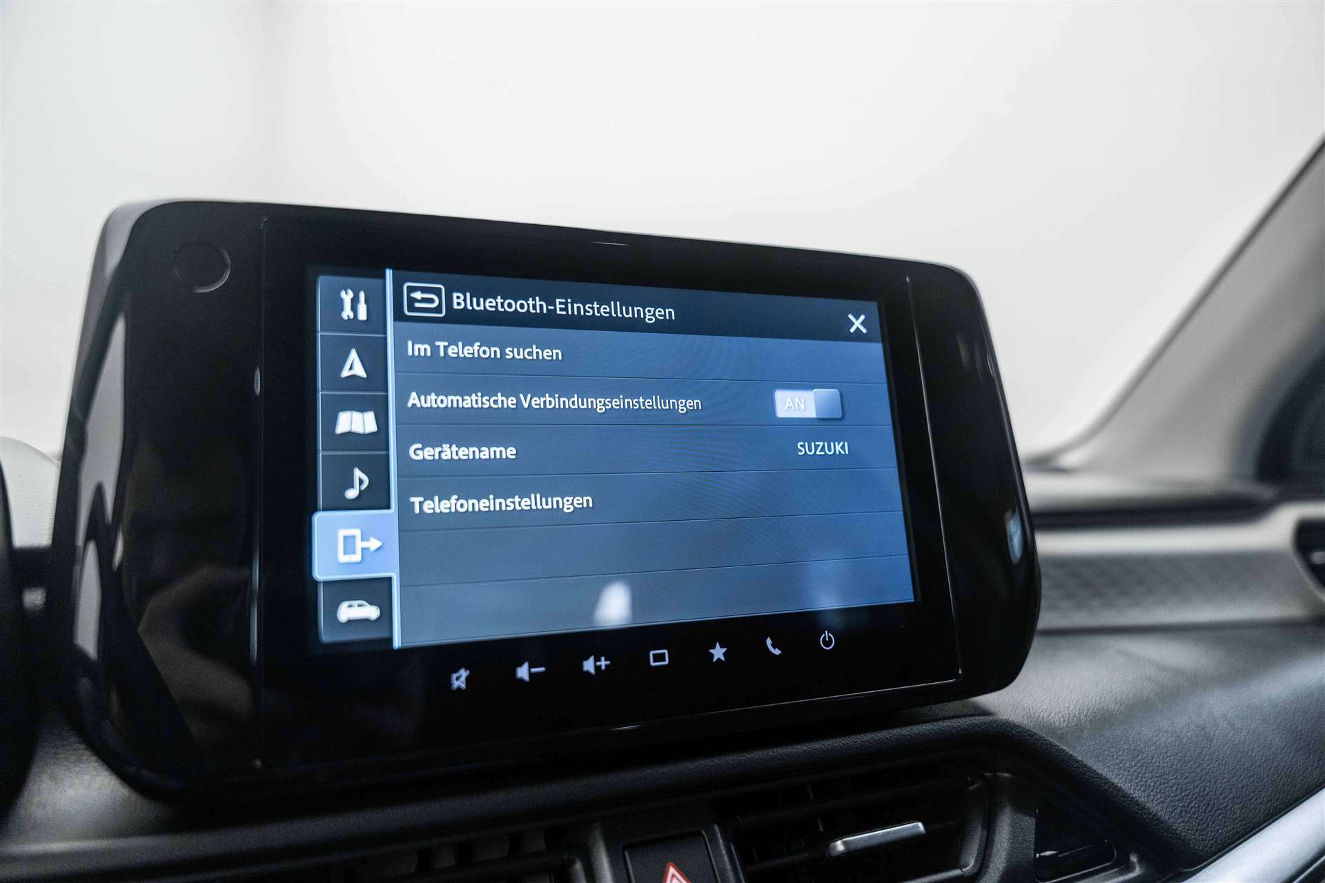 SUZUKI SUZUKI Swift 1.2 Compact Top Hybrid 4x4-image-18
