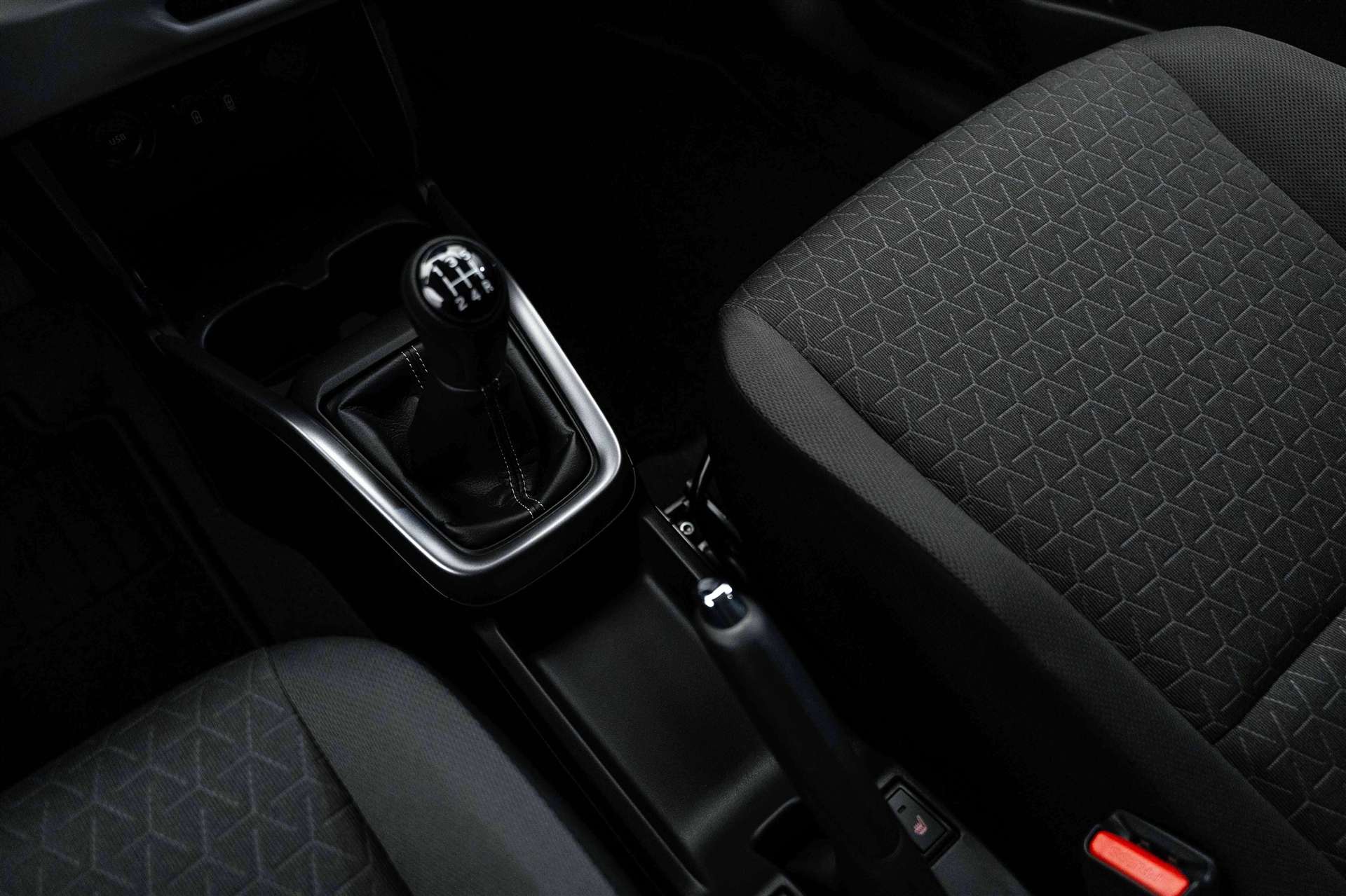 SUZUKI SUZUKI Swift 1.2 Compact Top Hybrid 4x4-image-21