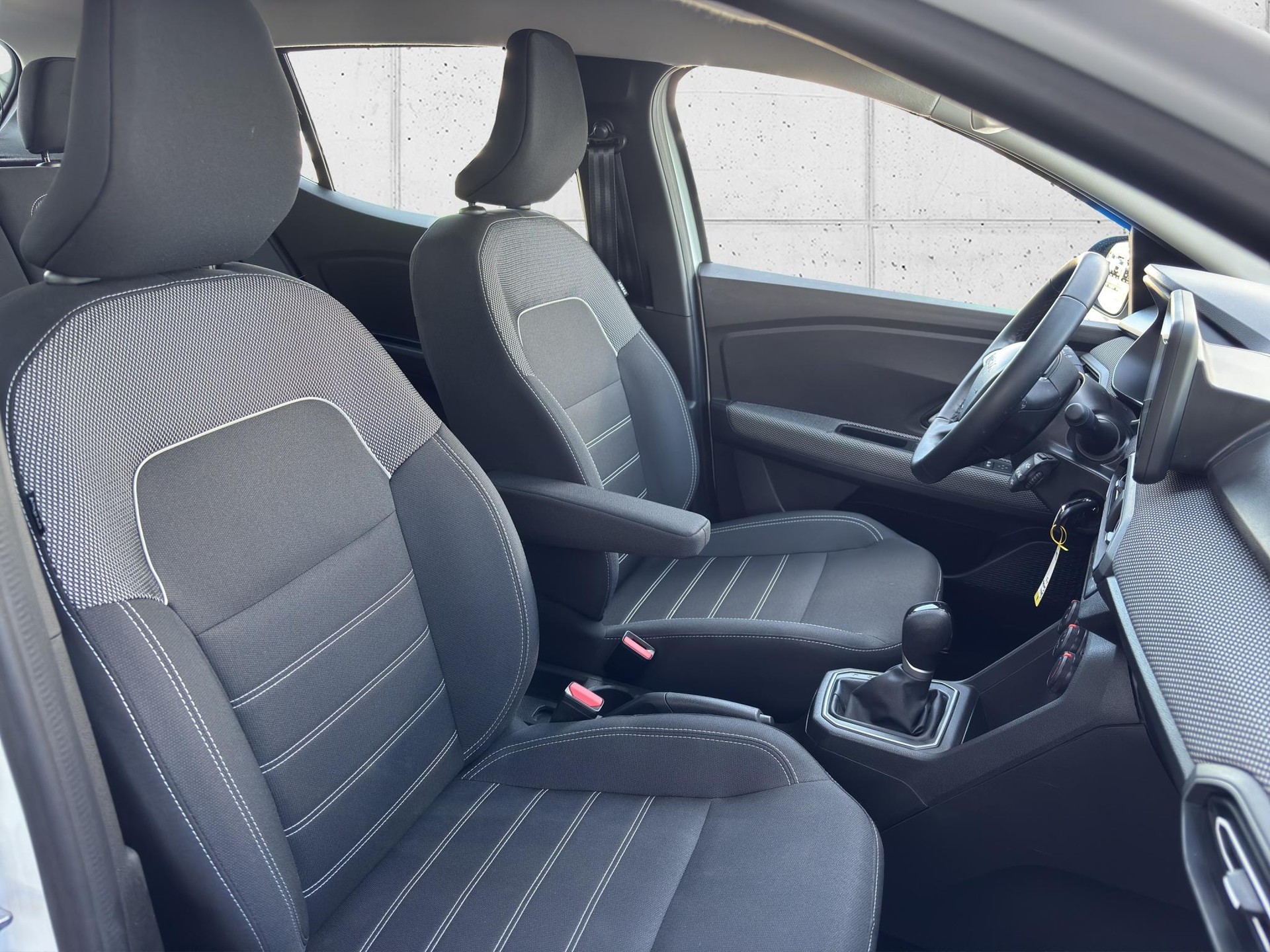 DACIA Sandero 1.0 TCe Expression-image-15