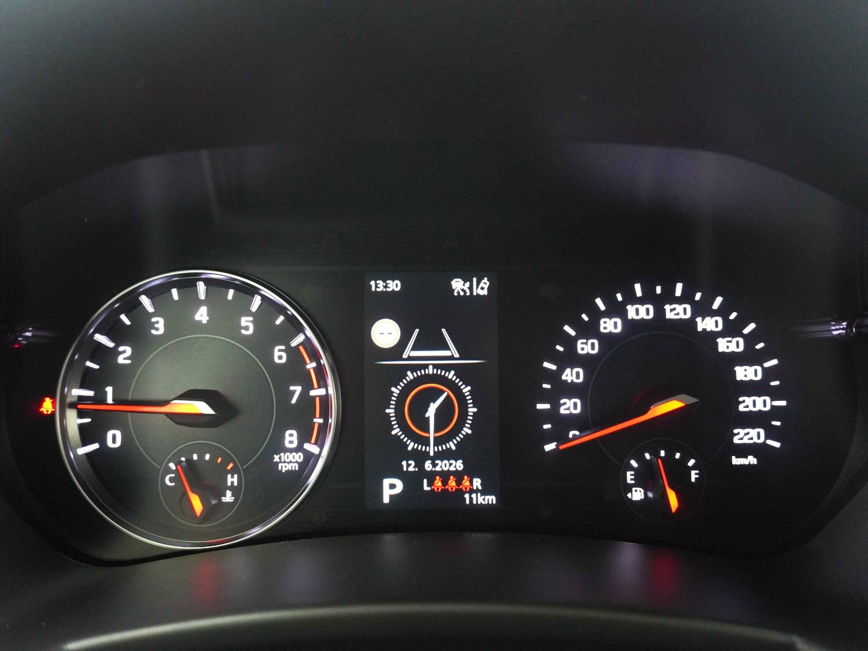 SUZUKI Swift 1.2 Sakura Hybrid-image-11