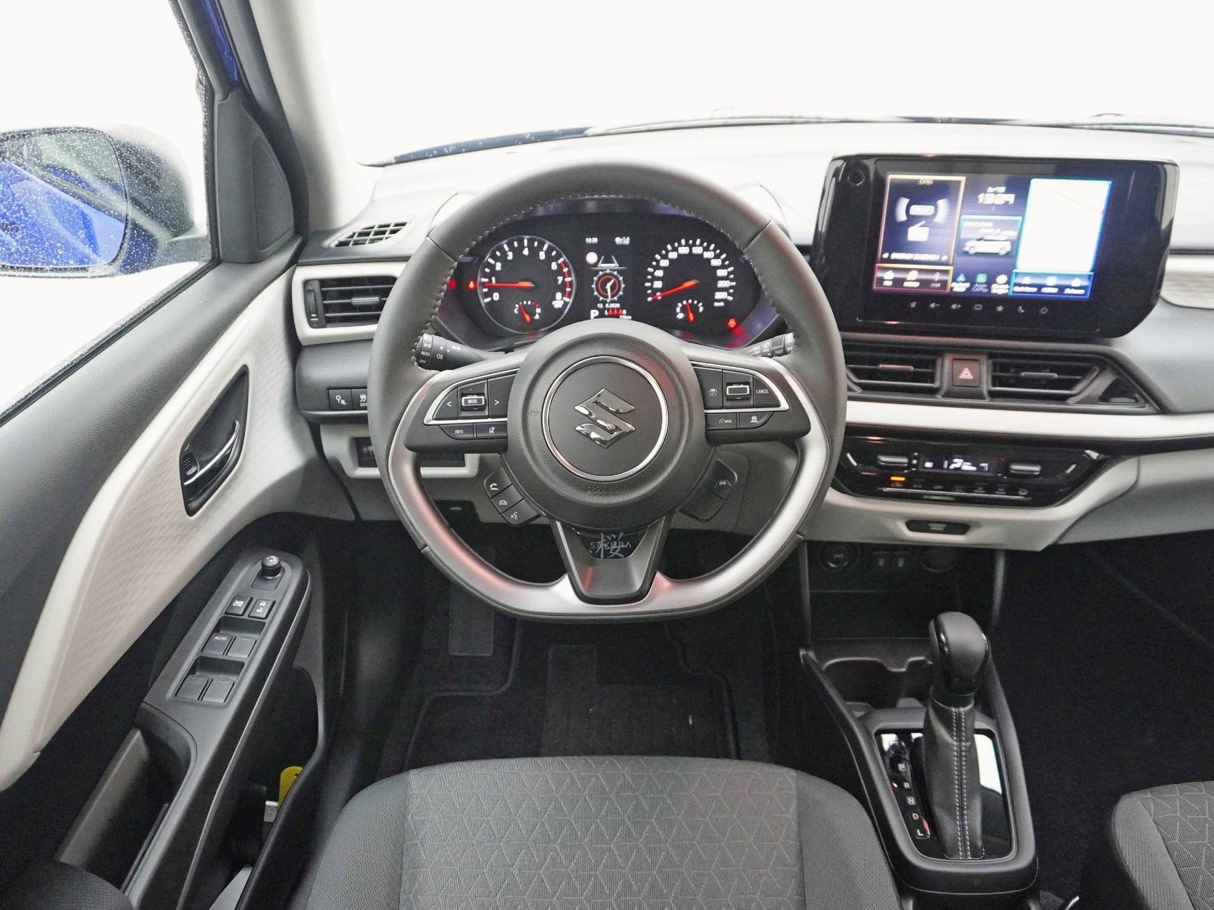 SUZUKI Swift 1.2 Sakura Hybrid-image-10