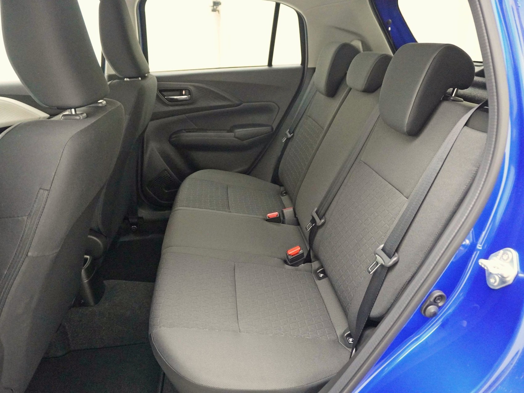 SUZUKI Swift 1.2 Sakura Hybrid-image-19