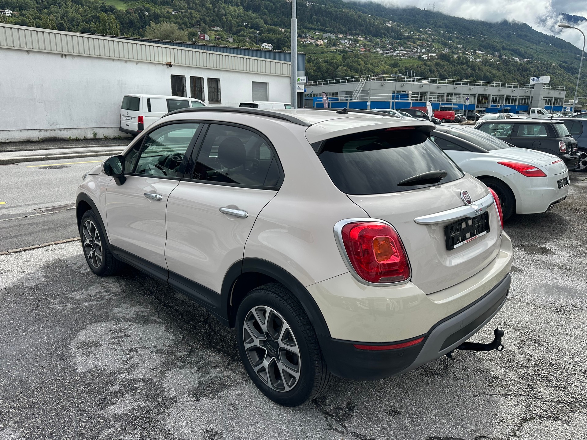 FIAT 500X 1.4T Cross 4x4 Automatic-image-5