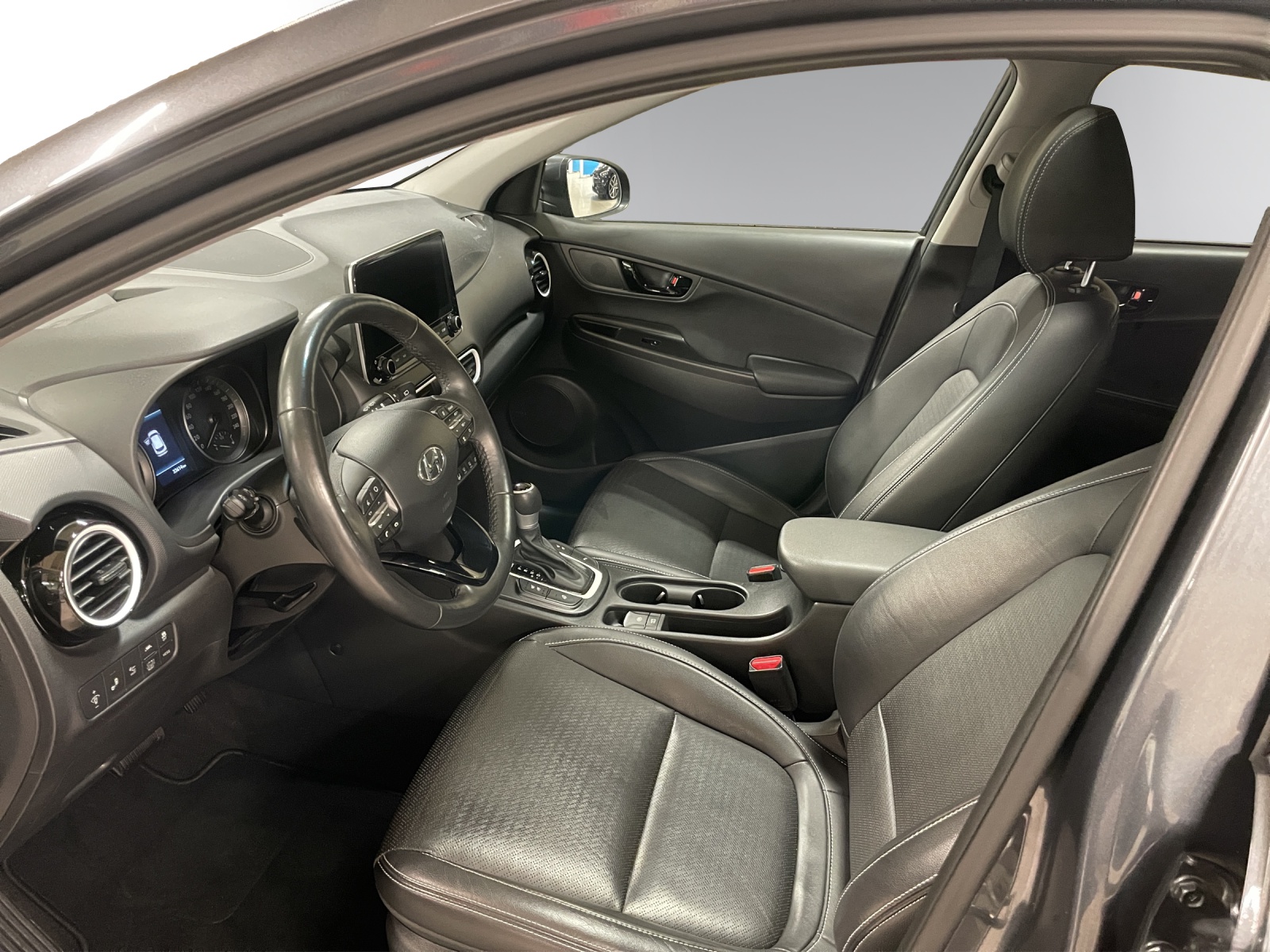 HYUNDAI Kona 1.6 GDi HEV Vertex DCT-image-8
