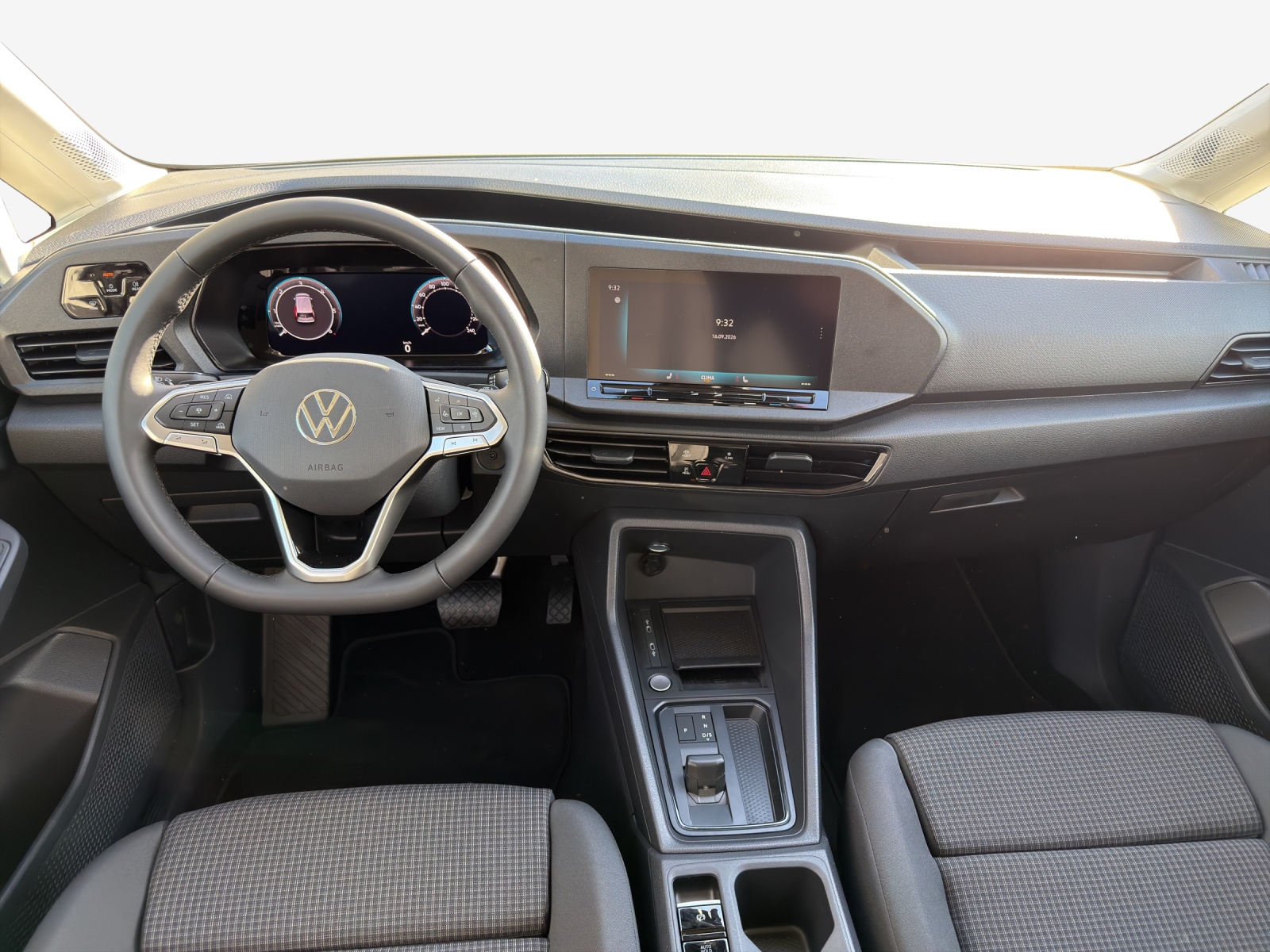VW Caddy 2.0 TDI Liberty DSG-image-8