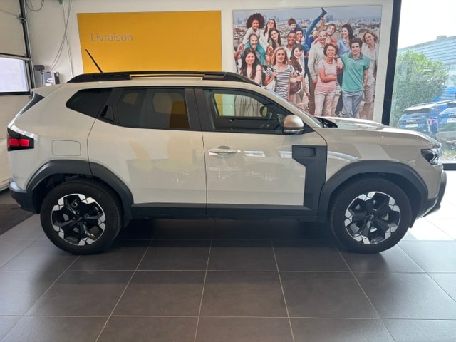 DACIA Duster HEV 140 Extreme-image-1