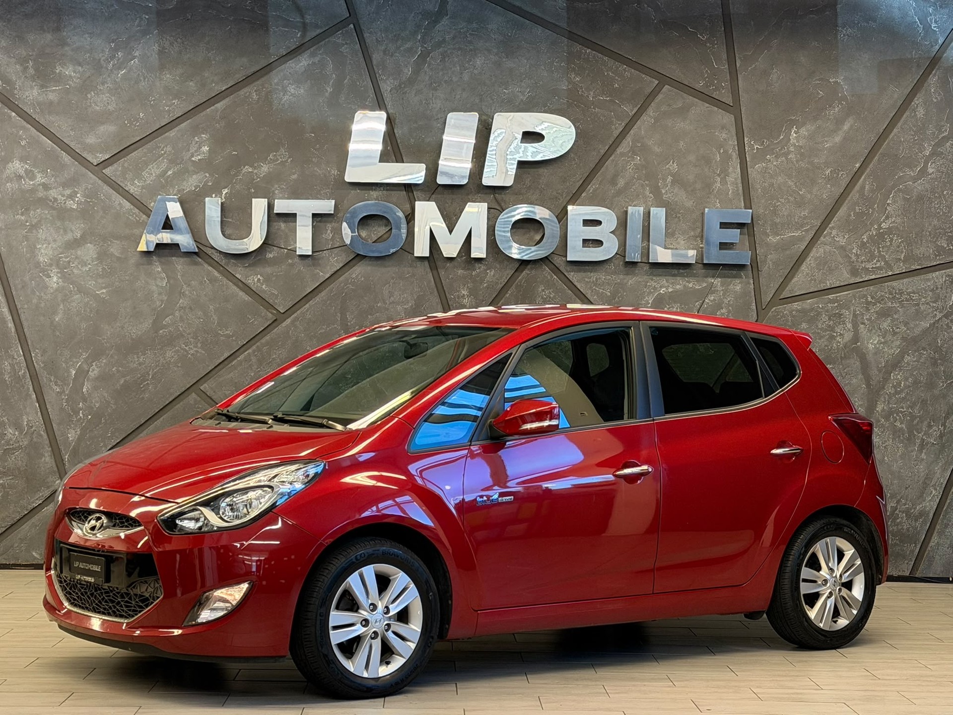 HYUNDAI iX20 1.6 Premium