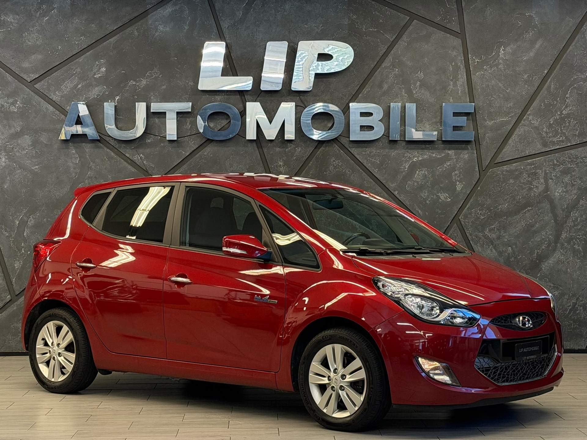 HYUNDAI iX20 1.6 Premium-showroom-element-2