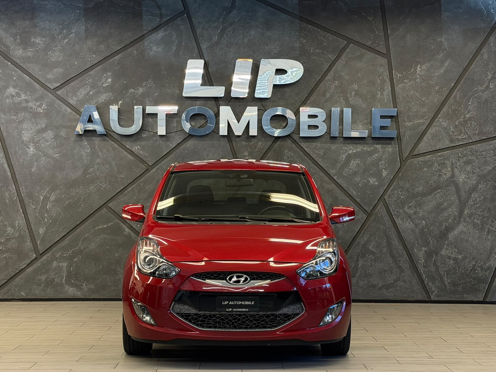 HYUNDAI iX20 1.6 Premium-showroom-element-1