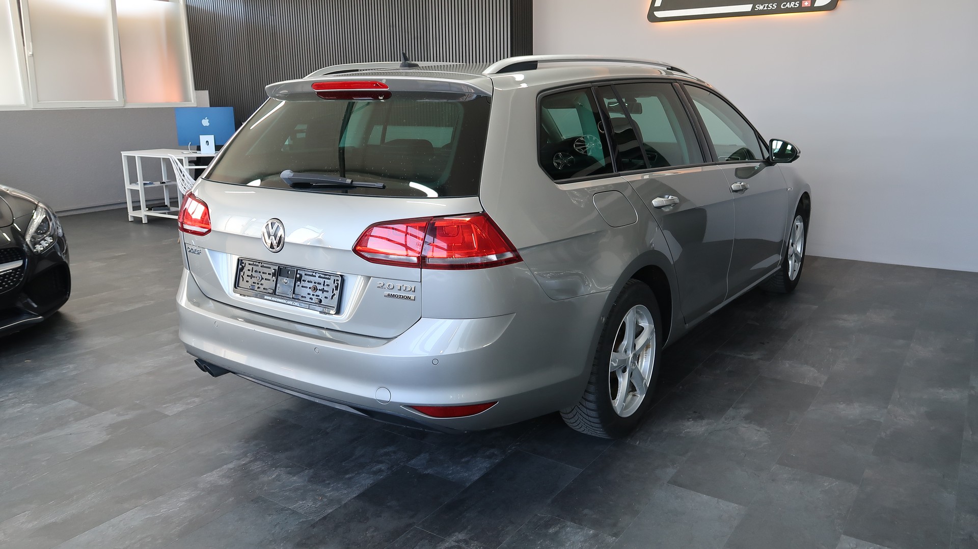 VW Golf Variant 2.0 TDI 4X4 / MFK / EXPERTISE / CAMERA DE RECUL-image-9