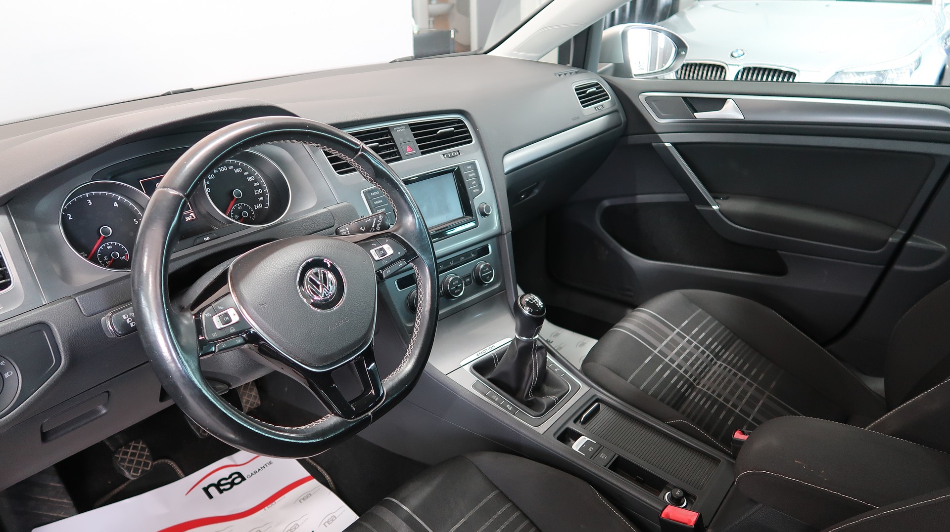 VW Golf Variant 2.0 TDI 4X4 / MFK / EXPERTISE / CAMERA DE RECUL-image-15