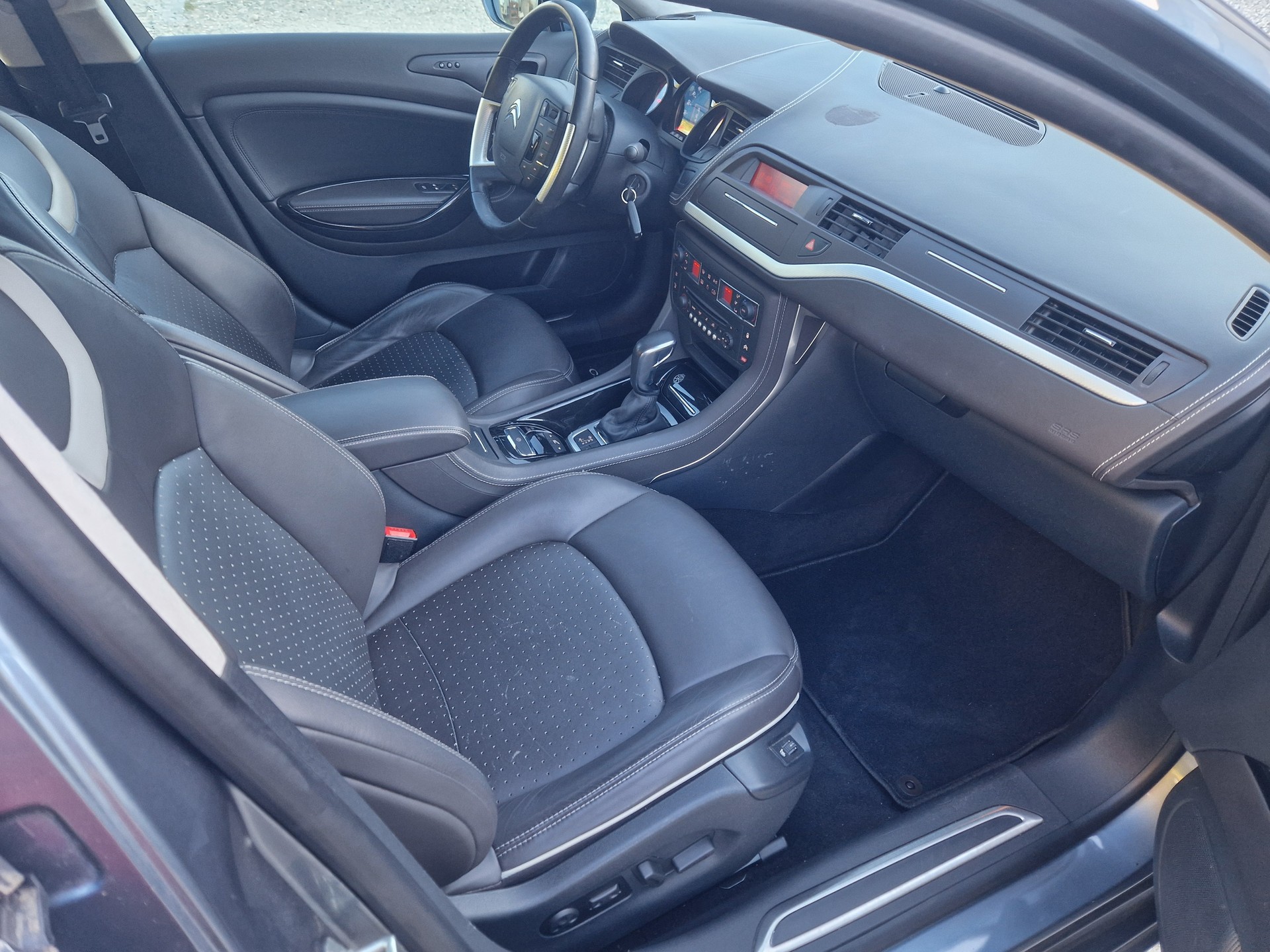 CITROEN C5 Berline 1.6 Turbo Rossignol Automatic-image-11