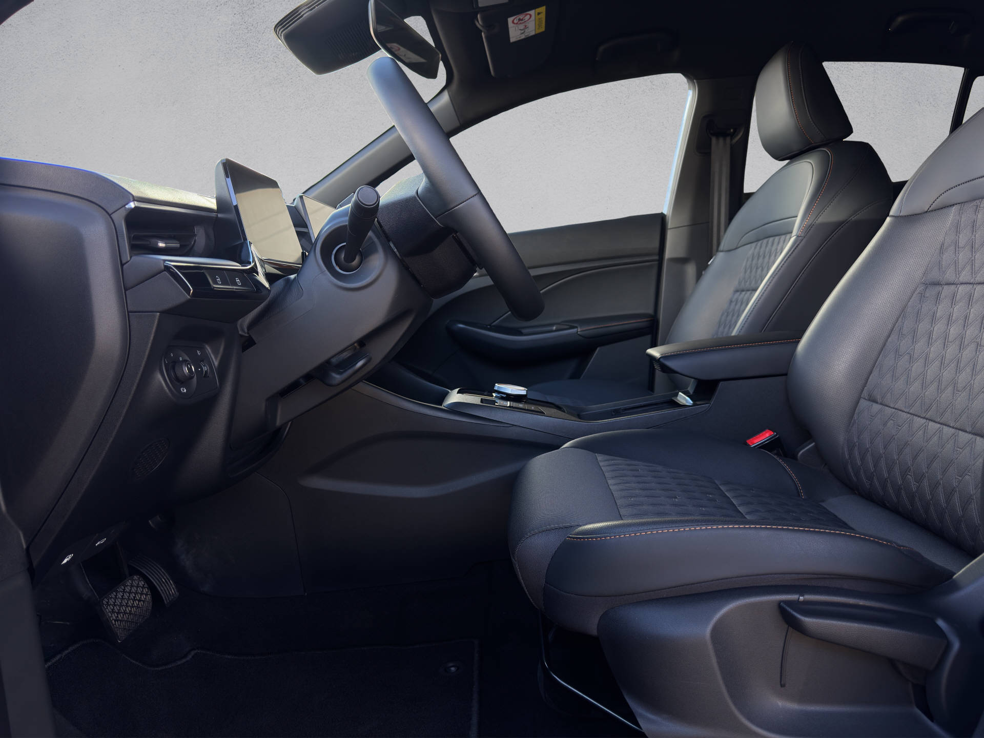 MG 3 1.5 Hybrid Luxury-image-9