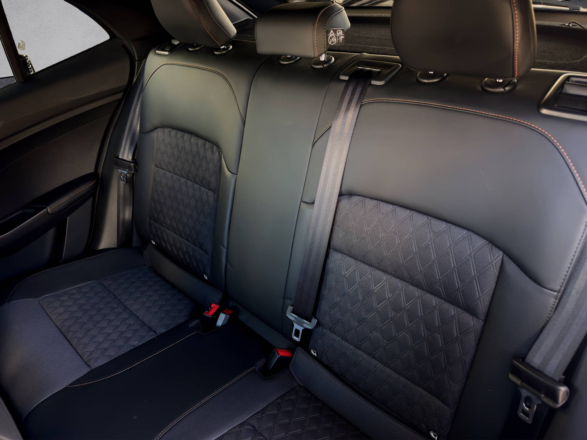 MG 3 1.5 Hybrid Luxury-image-11