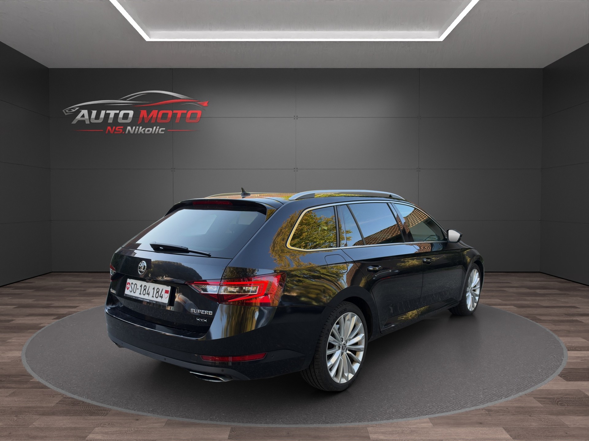 SKODA Superb Combi 2.0 TSI Sport Line DSG 4x4-image-3
