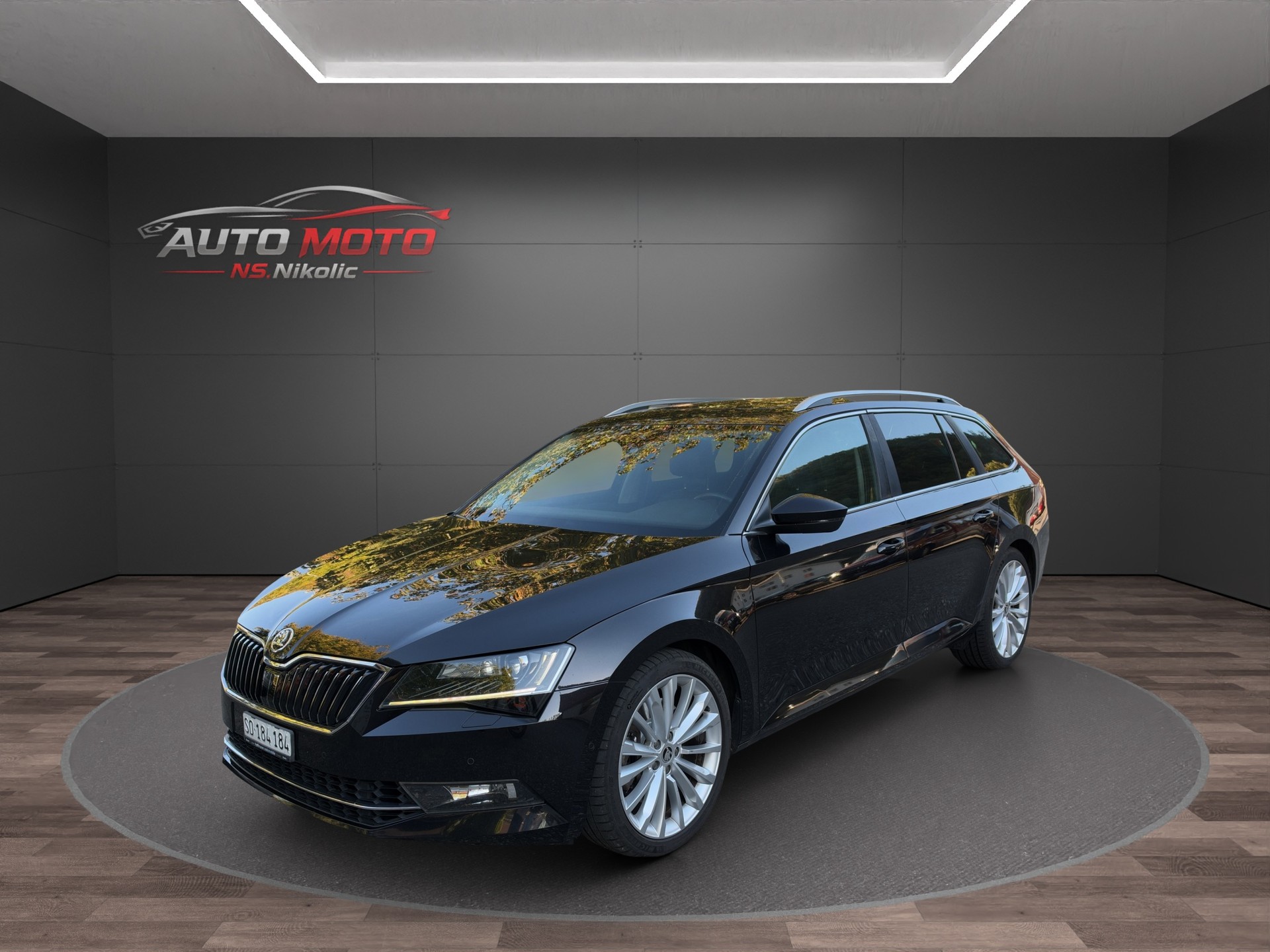 SKODA Superb Combi 2.0 TSI Sport Line DSG 4x4-image-1