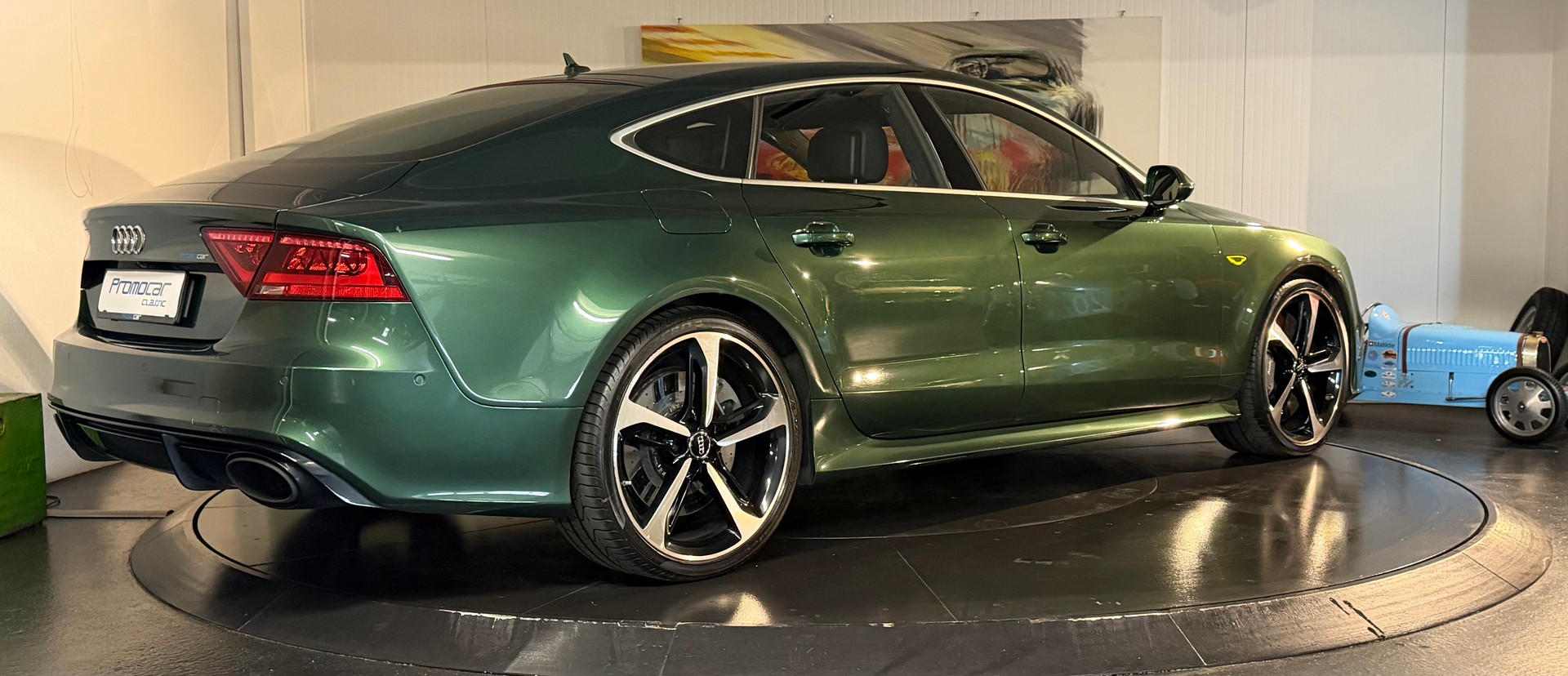 AUDI RS7 Sportback 4.0 TFSI V8 quattro S-tronic-image-5