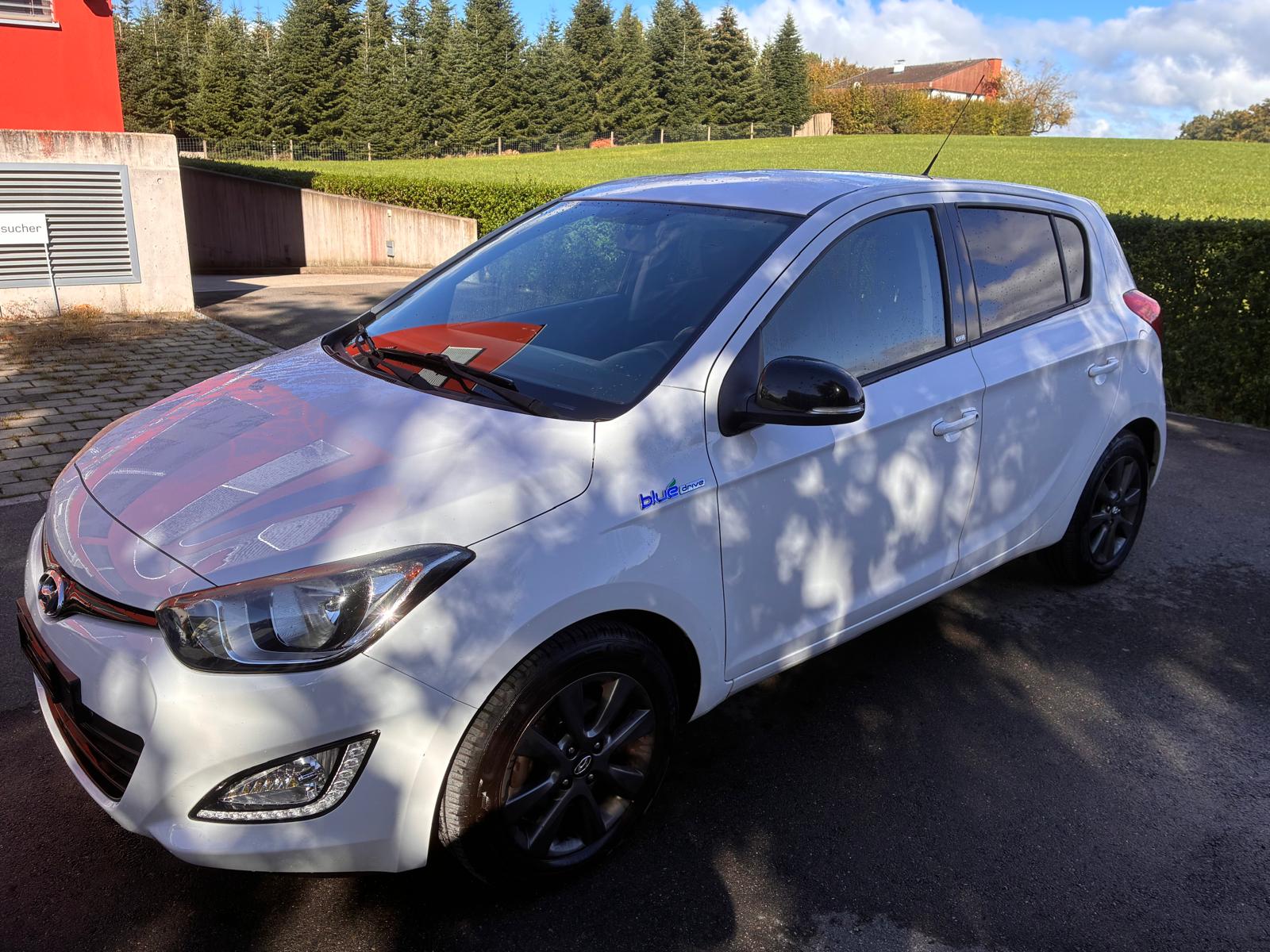 HYUNDAI i20 1.2 GO!-image-1