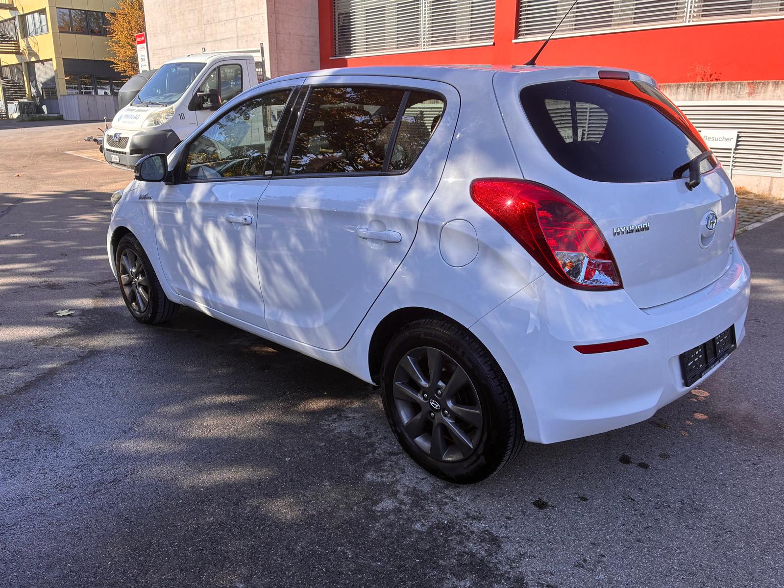 HYUNDAI i20 1.2 GO!-image-6