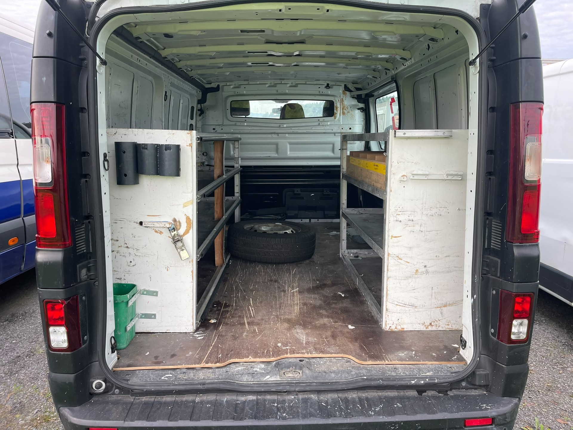 NISSAN NV300 dCi 120 2.9 L2H1 Comfort-image-10