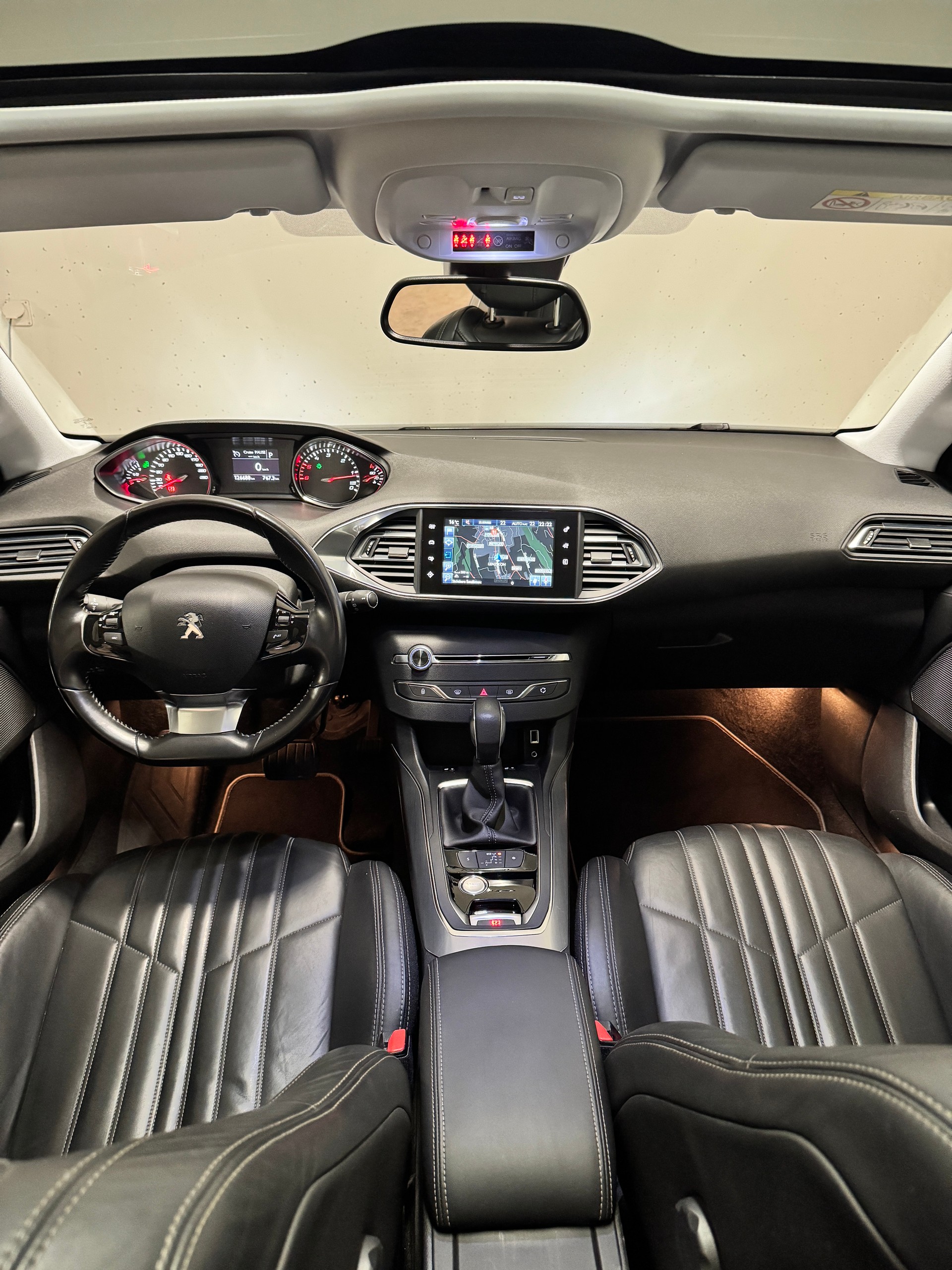 PEUGEOT 308 SW 2.0 BlueHDI Allure Automatic *Perl-Weiss* *AHK*-image-9