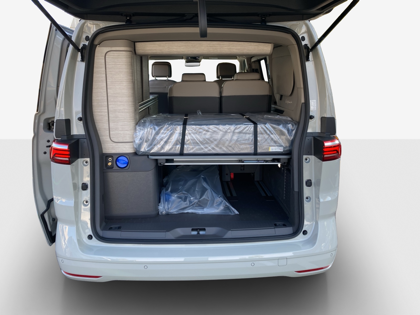 VW California 2.0 TDI Beach Ocean-image-12