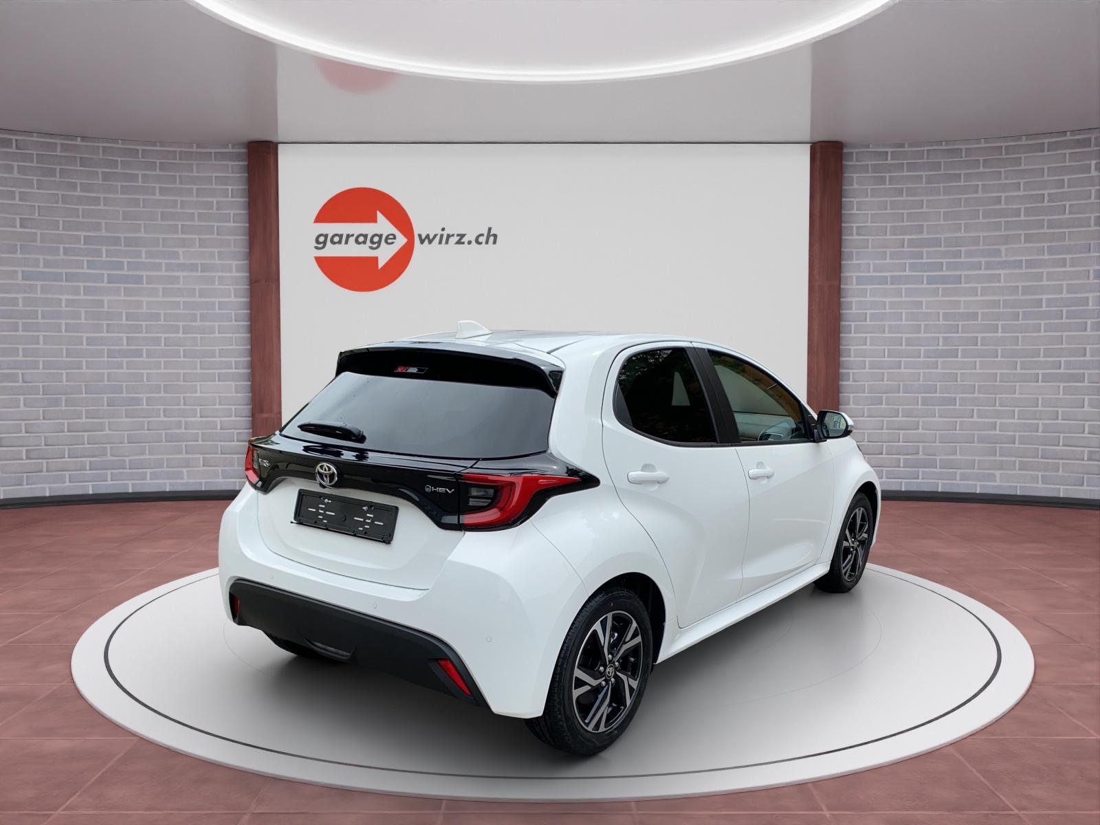 TOYOTA Yaris 1.5 VVT-i HSD Comfort-image-4