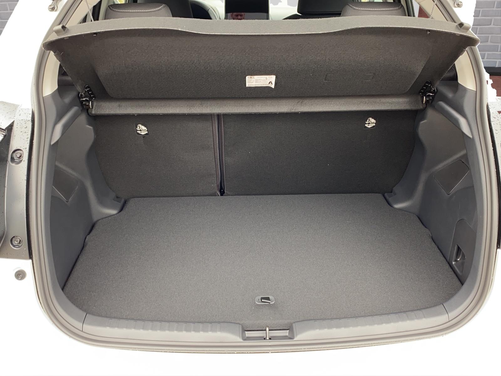 TOYOTA Yaris 1.5 VVT-i HSD Comfort-image-10