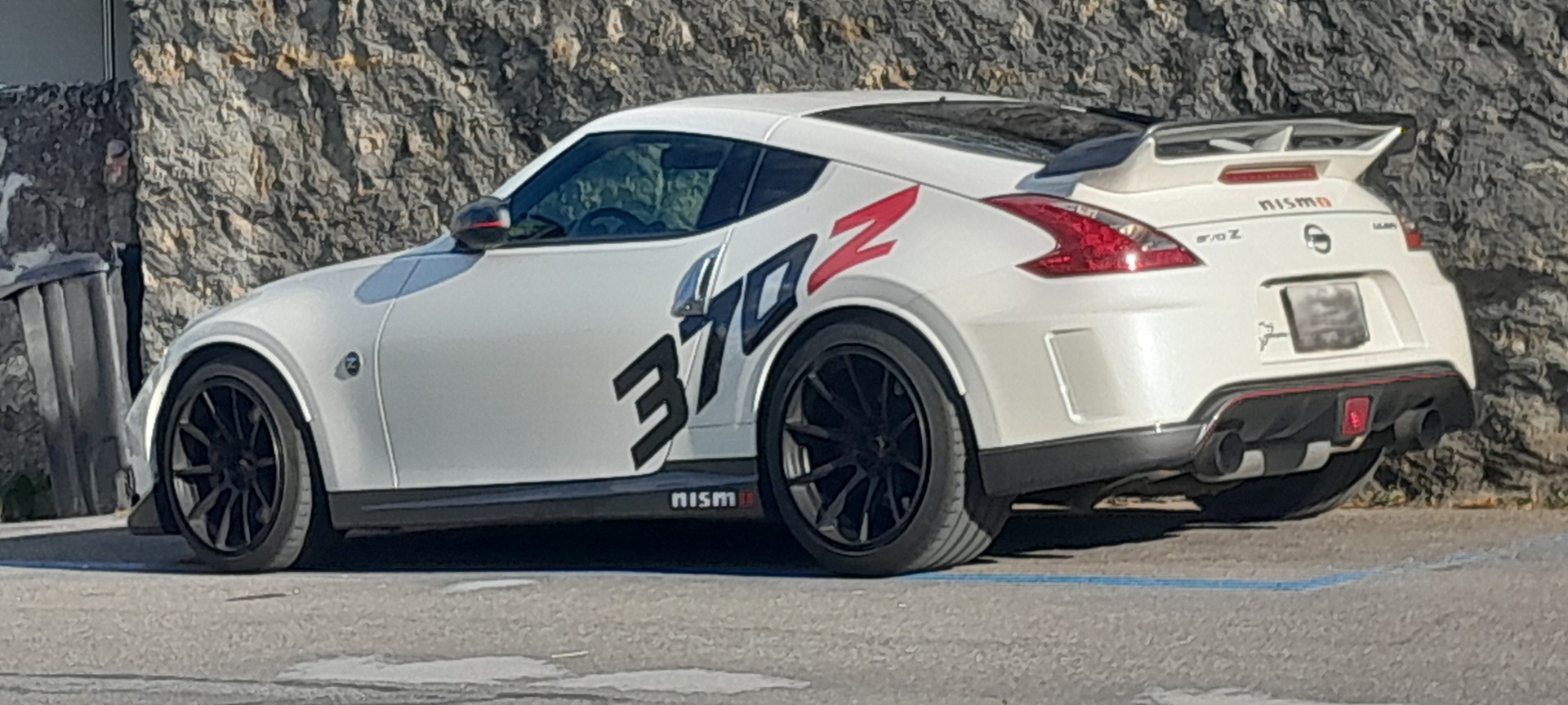 NISSAN 3.7 V6 24V Nismo-image-0