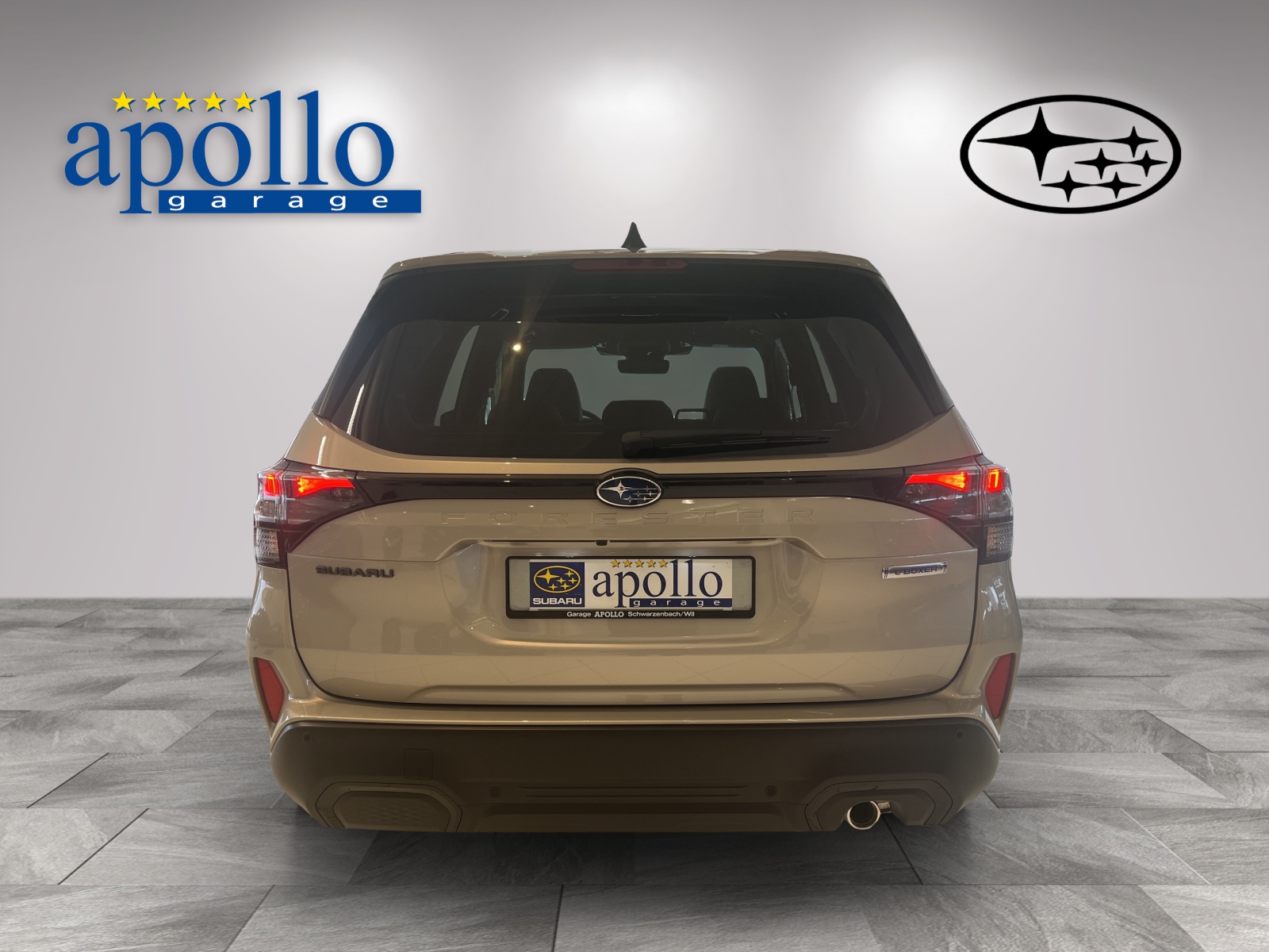 SUBARU Forester 2.0i e-Boxer Luxury-image-5