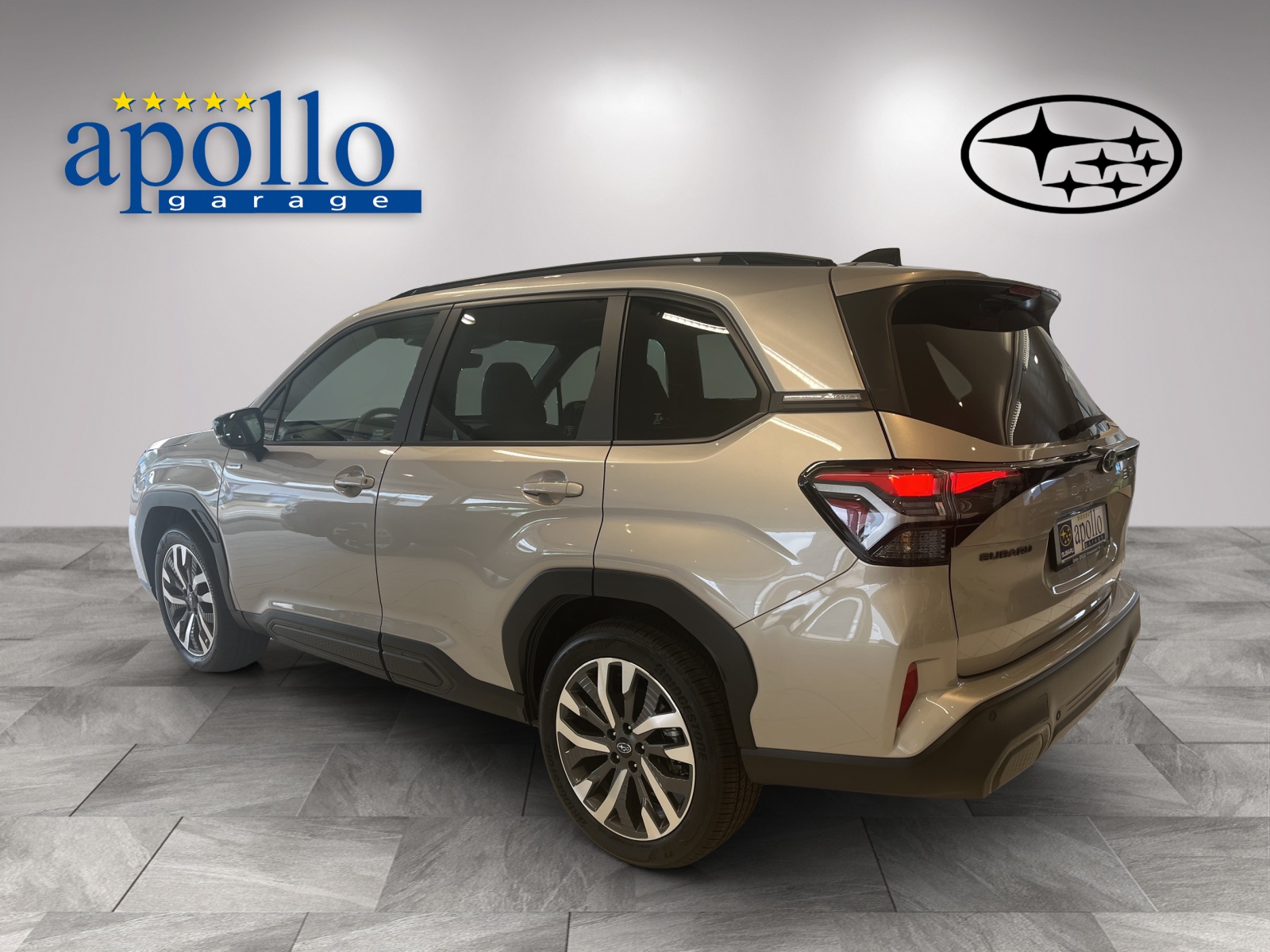 SUBARU Forester 2.0i e-Boxer Luxury-image-6