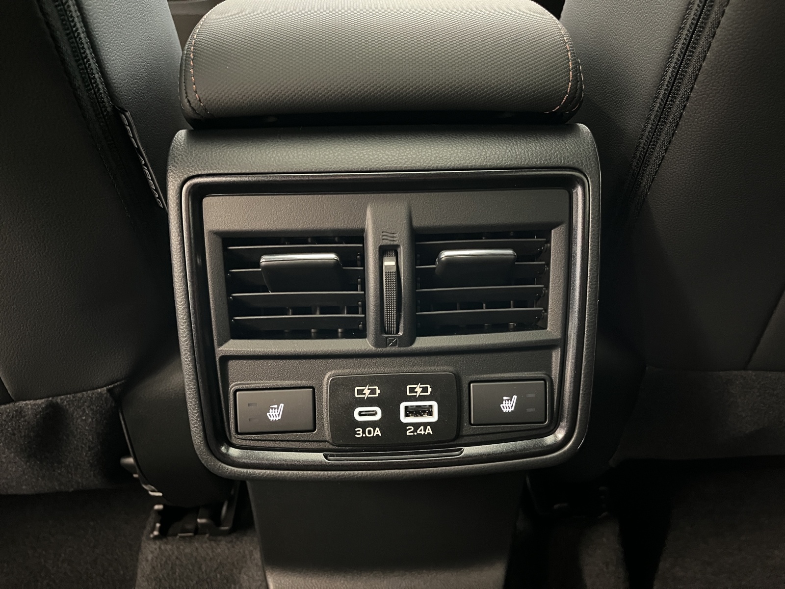 SUBARU Forester 2.0i e-Boxer Luxury-image-14