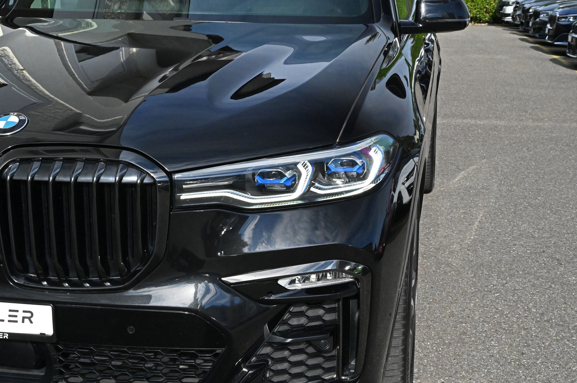 BMW X7 xDrive M50i Steptronic-image-3