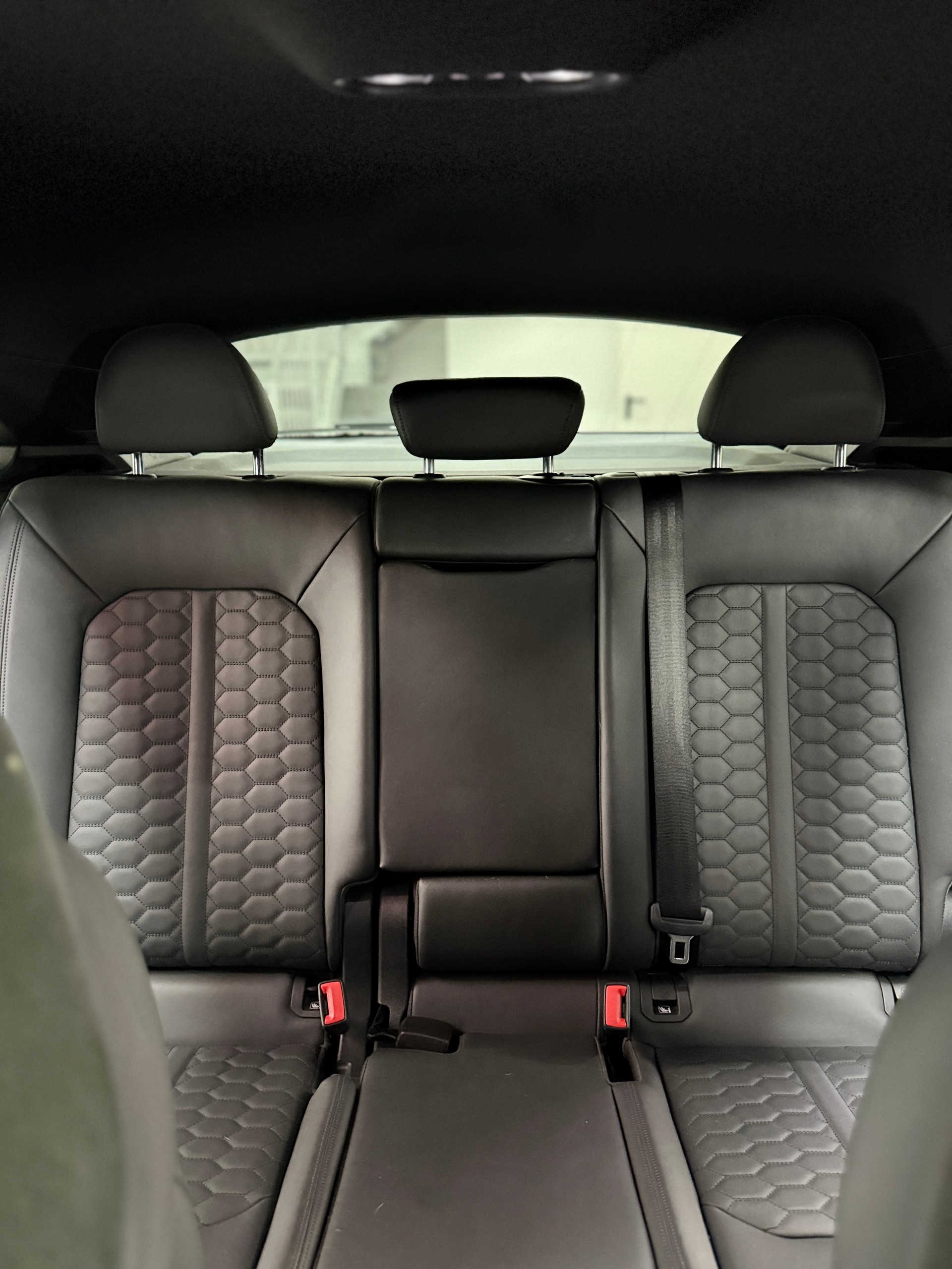 AUDI RS Q3 Sportback quattro S tronic-image-26
