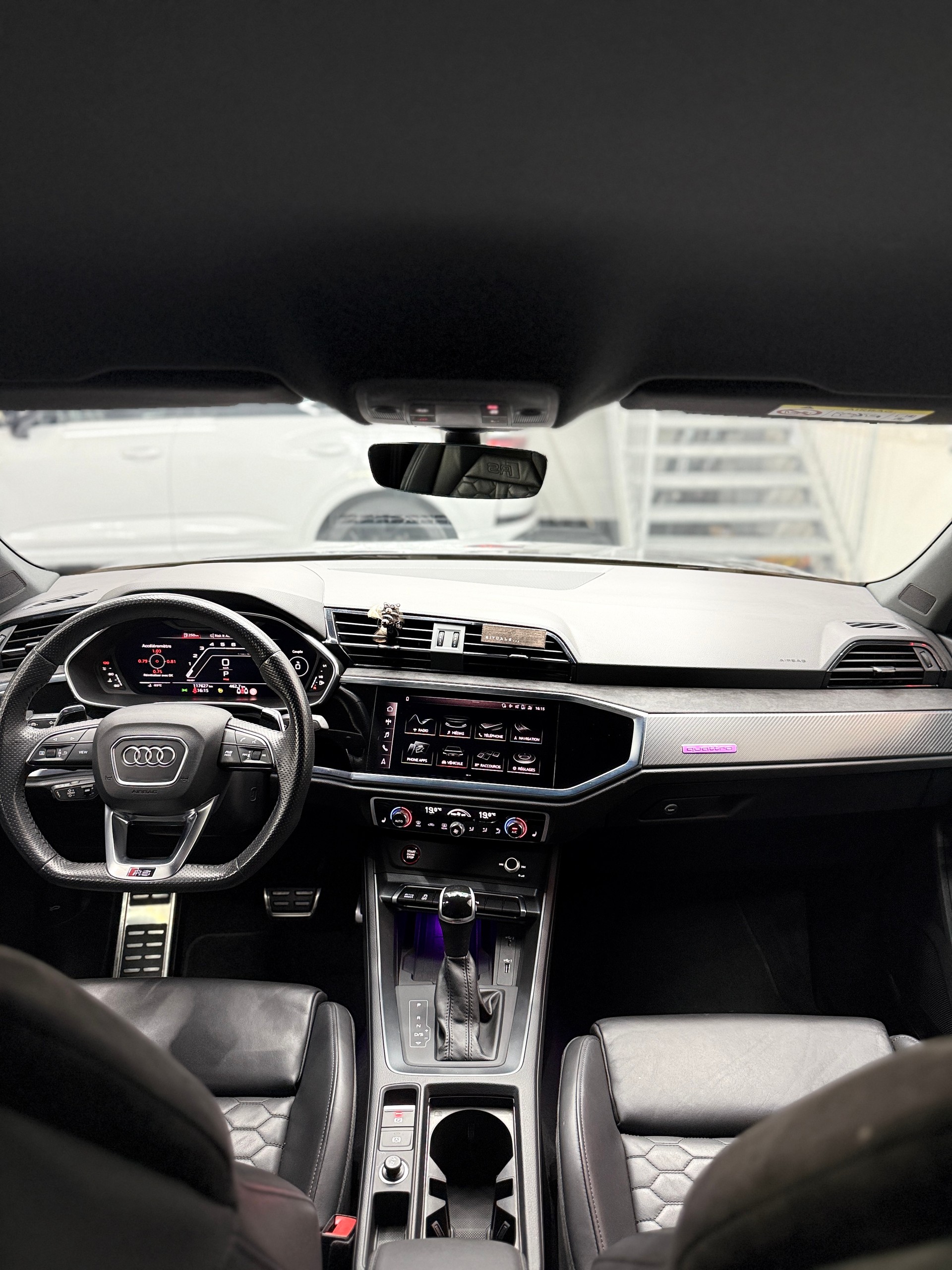AUDI RS Q3 Sportback quattro S tronic-image-20