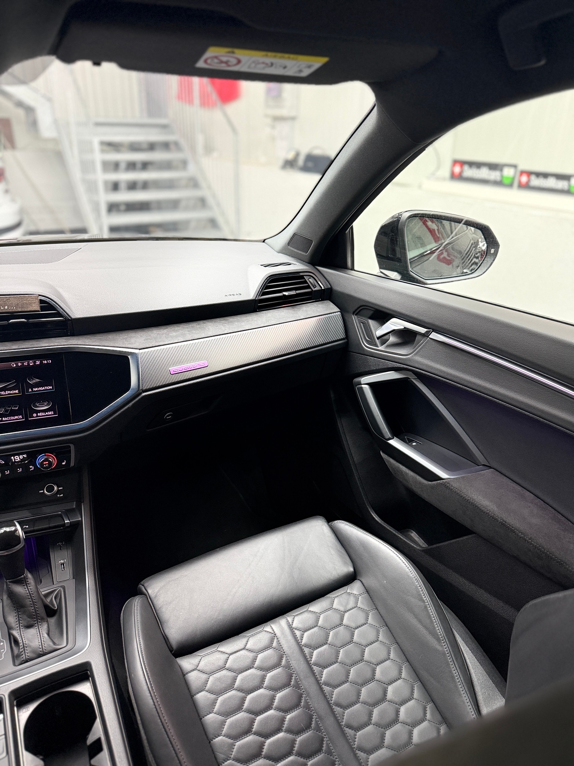 AUDI RS Q3 Sportback quattro S tronic-image-18