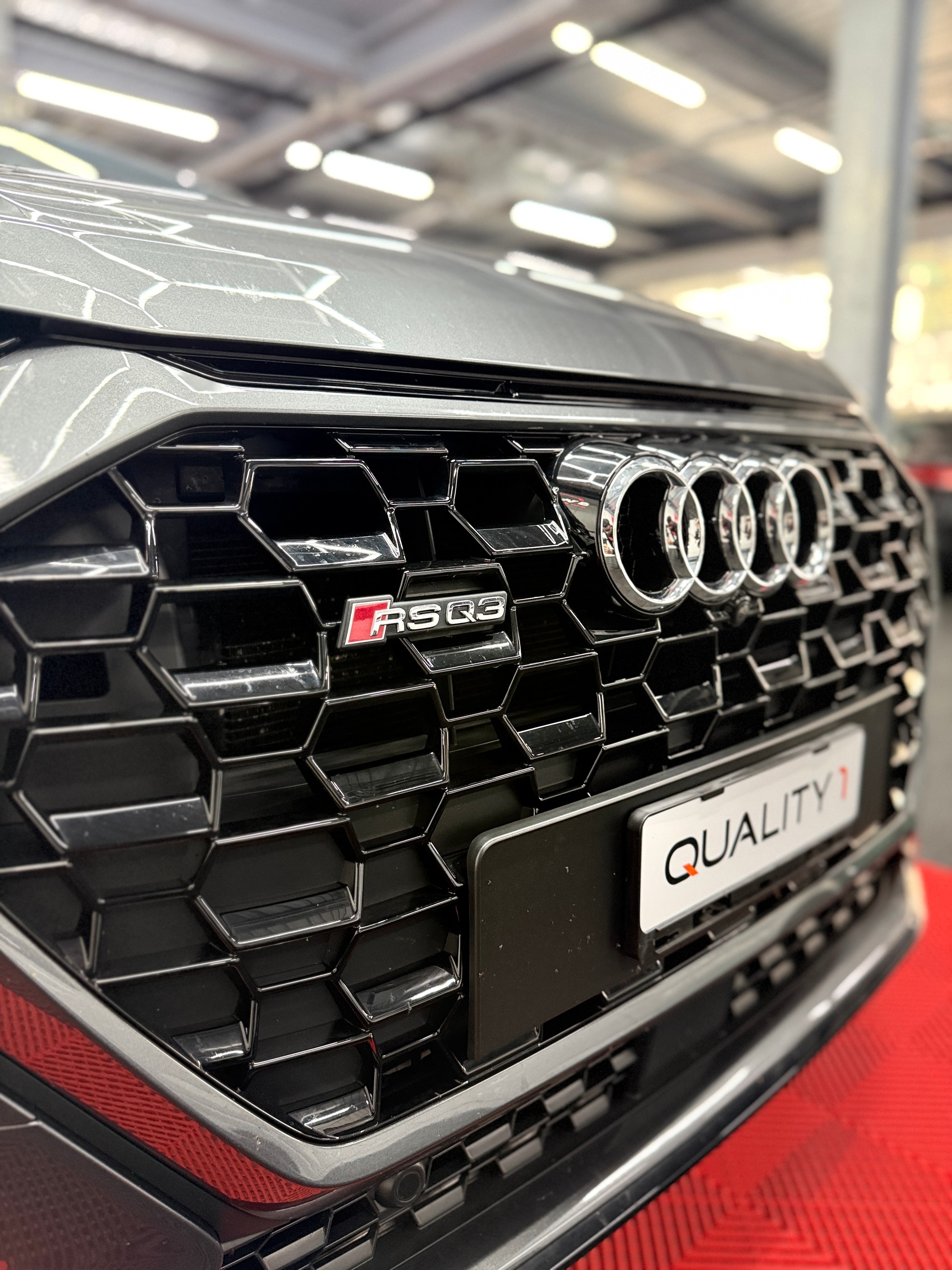 AUDI RS Q3 Sportback quattro S tronic-image-28